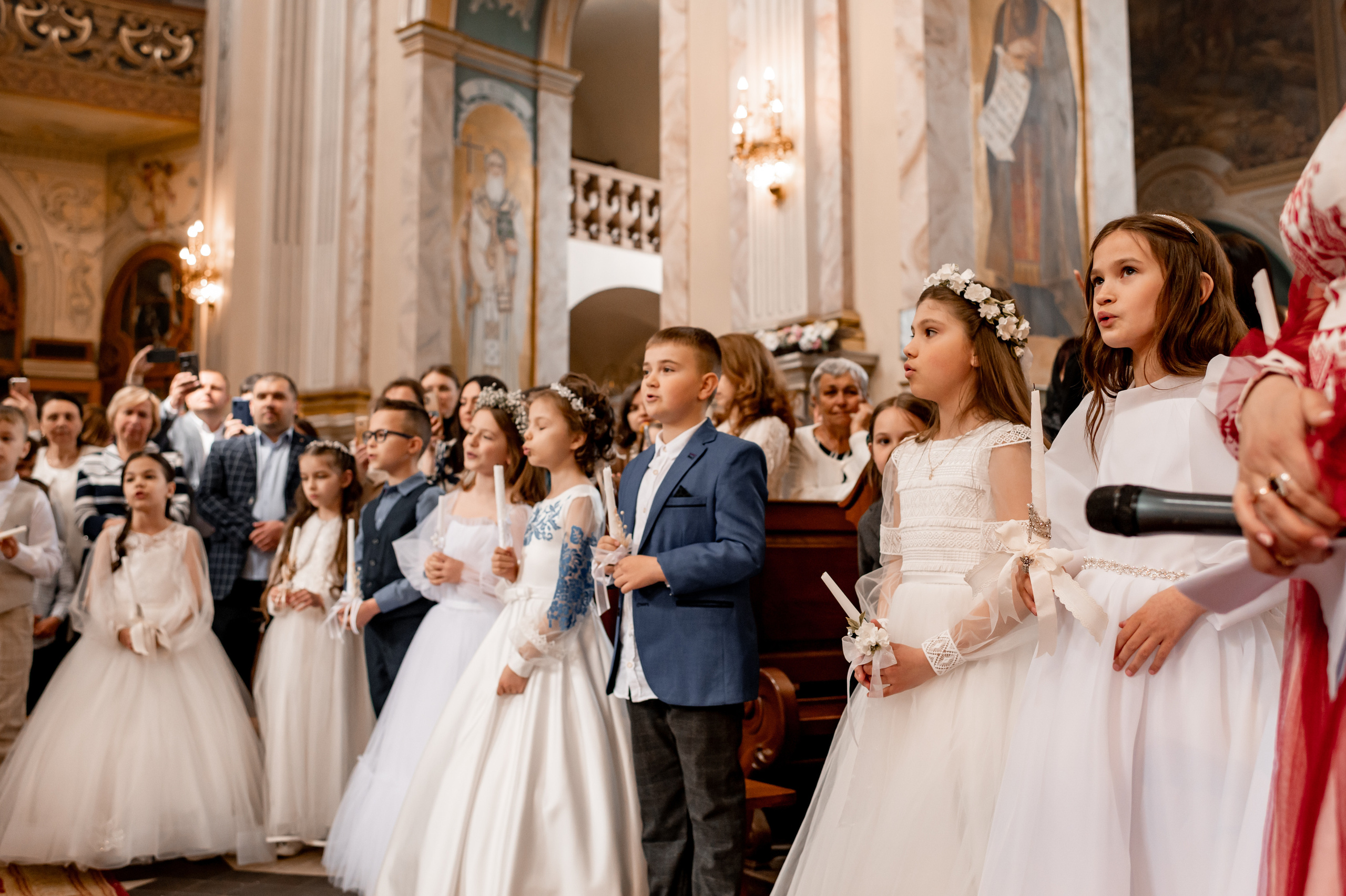 Фотосесія Першого Причастя Тернопіль, зйомка Причастя Тернопіль, Таїнство Першого Причастя Тернопіль, Катедра Причастя Тернопіль. Сімейний, дитячий та індивідуальний фотограф в м. Тернопіль, м. Львів