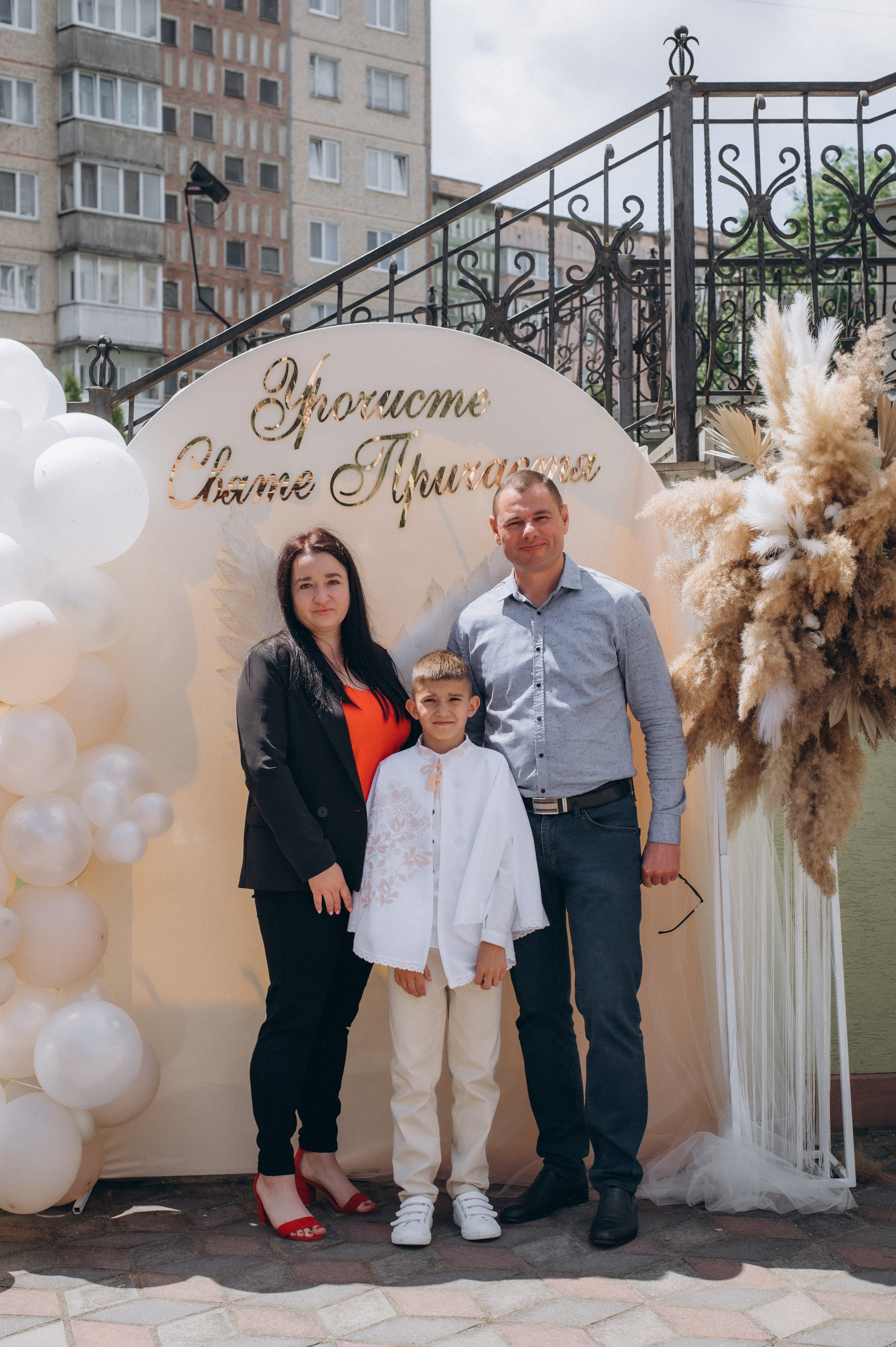 Фотосесія Причастя Тернопіль, зйомка Причастя, фотограф на Причастя Тернопіль, Причастя Львів, Причастя церква Михаїла Тернопіль. Сімейний, дитячий та індивідуальний фотограф в м. Тернопіль, м. Львів