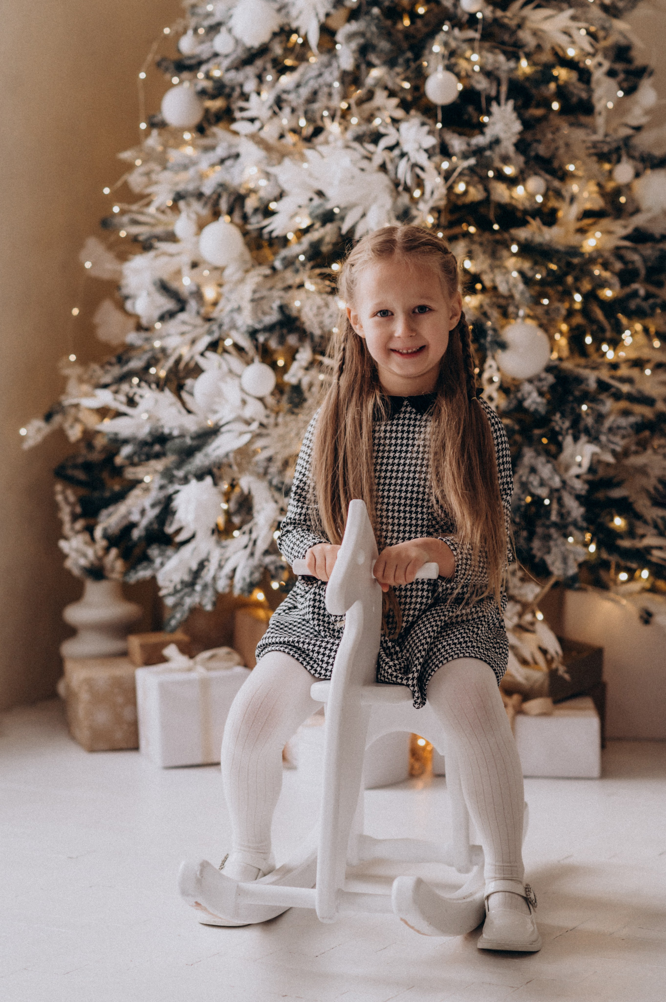 Фотосесія групи дитячого садочку, фотосесія на віньєтки, зйомка дітей в студії. Сімейний, дитячий та індивідуальний фотограф в м. Тернопіль, м. Львів