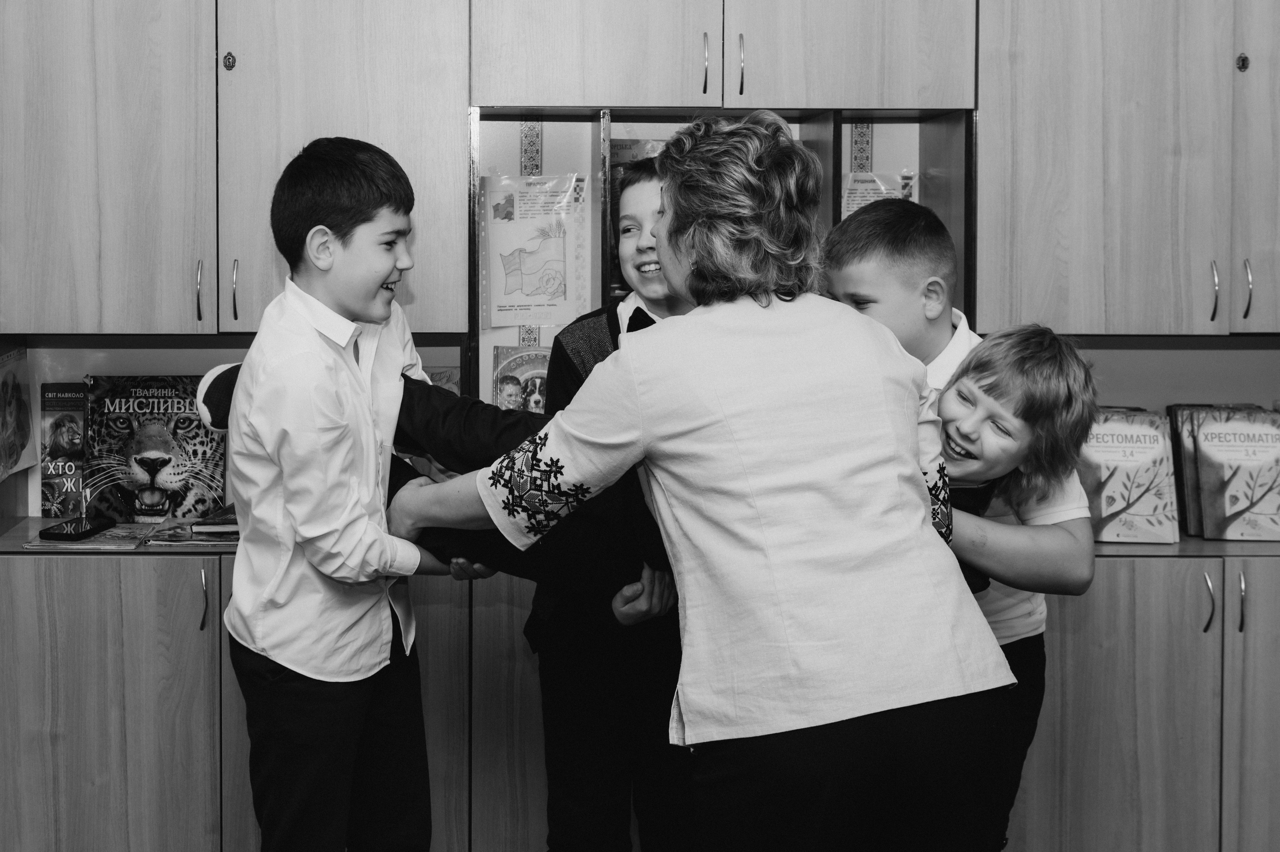 Шкільна фотосесія на віньєтки Тернопіль, фотосесія випускників Тернопіль, зйомка на віньєтки, шкільні фотоальбоми Тернопіль. Сімейний, дитячий та індивідуальний фотограф в м. Тернопіль, м. Львів