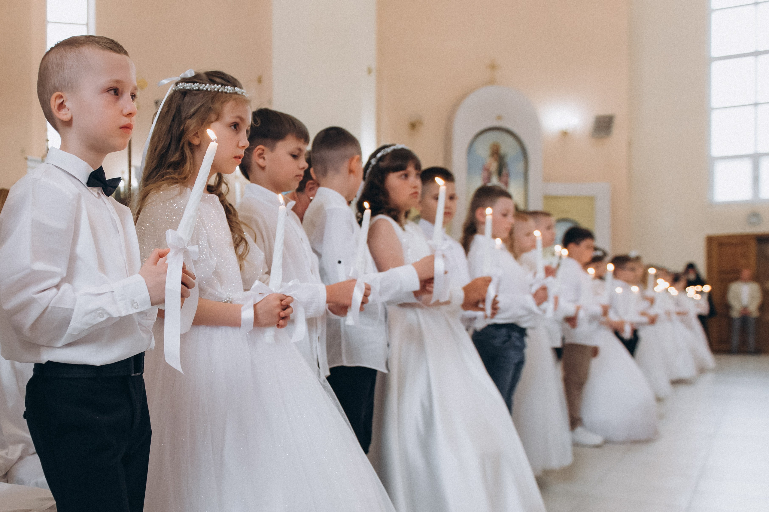 Фотосесія Причастя Тернопіль, зйомка Причастя, фотограф на Причастя Тернопіль, Причастя Львів, церква Петра і Павла. Сімейний, дитячий та індивідуальний фотограф в м. Тернопіль, м. Львів