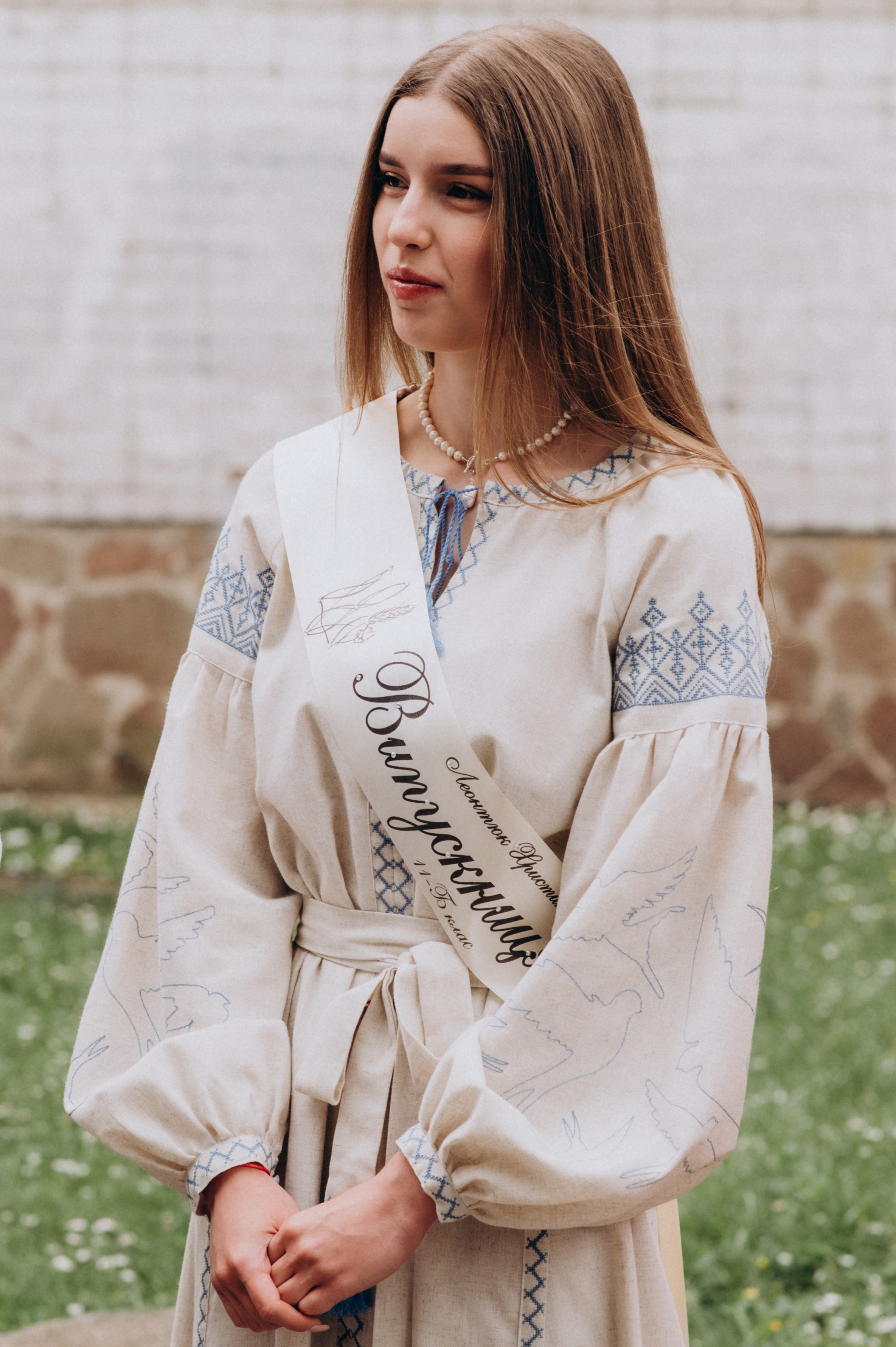 Фотосесія останнього дзвоника, фотосесія випускників Тернопіль, випускний 2024. Сімейний, дитячий та індивідуальний фотограф в м. Тернопіль, м. Львів