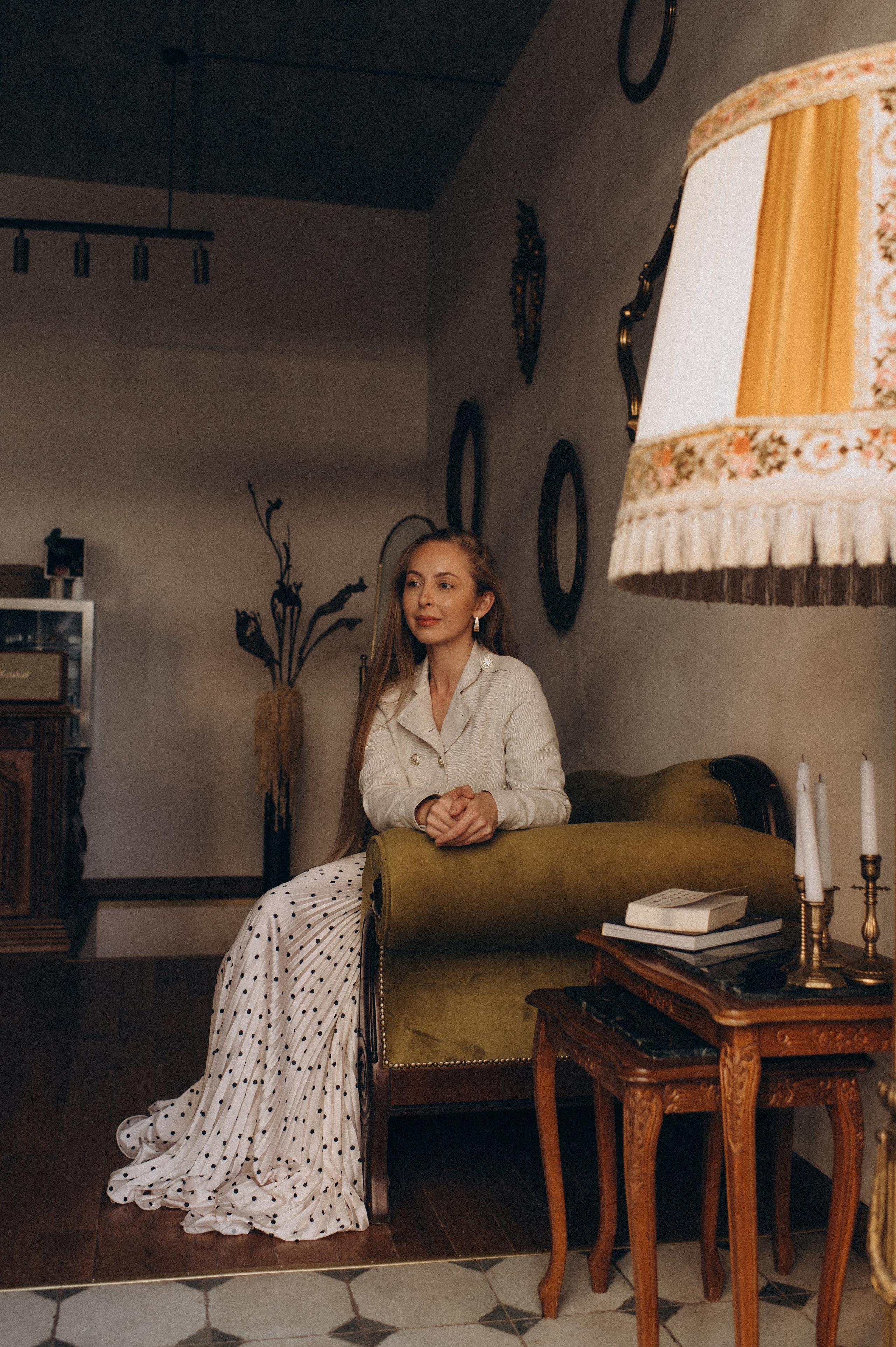 Індивідуальна фотосесія у студії, портретний фотограф Тернопіль Львів, зйомка у студії. Сімейний, дитячий та індивідуальний фотограф в м. Тернопіль, м. Львів