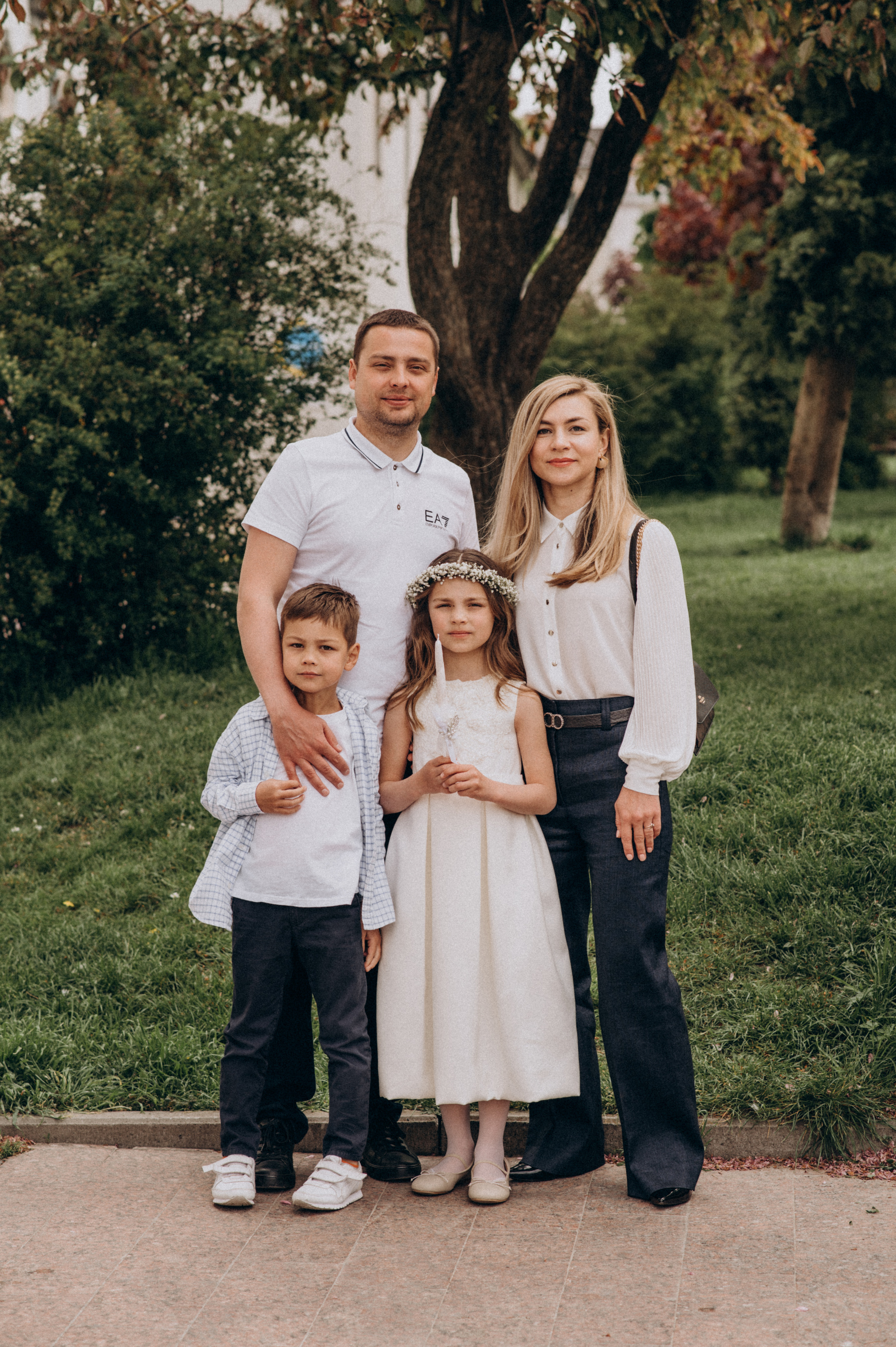 Фотосесія Першого Причастя Тернопіль, зйомка Причастя Тернопіль, Таїнство Першого Причастя Тернопіль, Катедра Причастя Тернопіль. Сімейний, дитячий та індивідуальний фотограф в м. Тернопіль, м. Львів