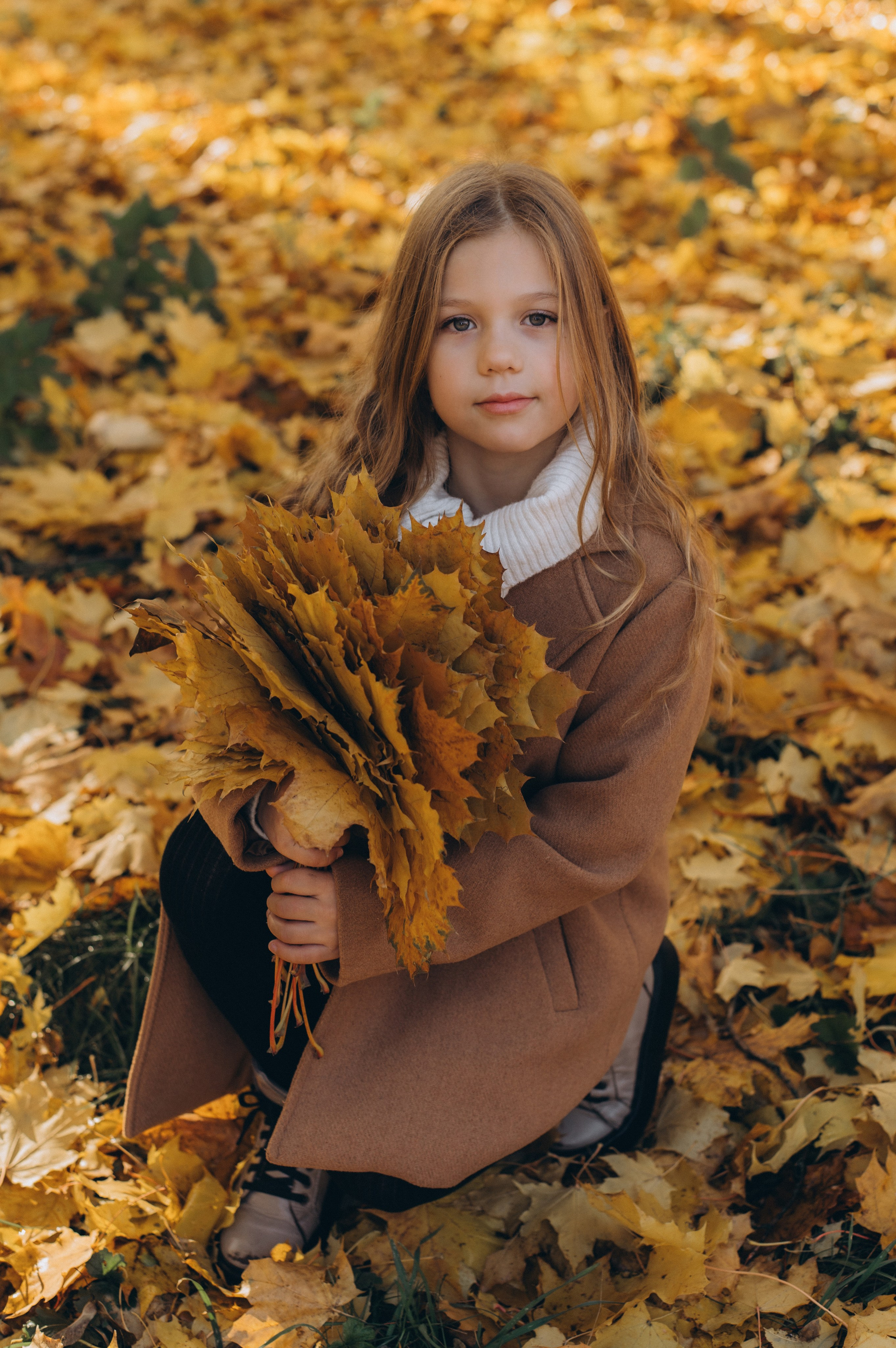 Осіння фотосесія 4 класу на віньєтки, випускні фотоальбоми Тернопіль, фотосесія випускників Тернопіль, шкільний випускний альбом Тернопіль. Сімейний, дитячий та індивідуальний фотограф в м. Тернопіль, м. Львів
