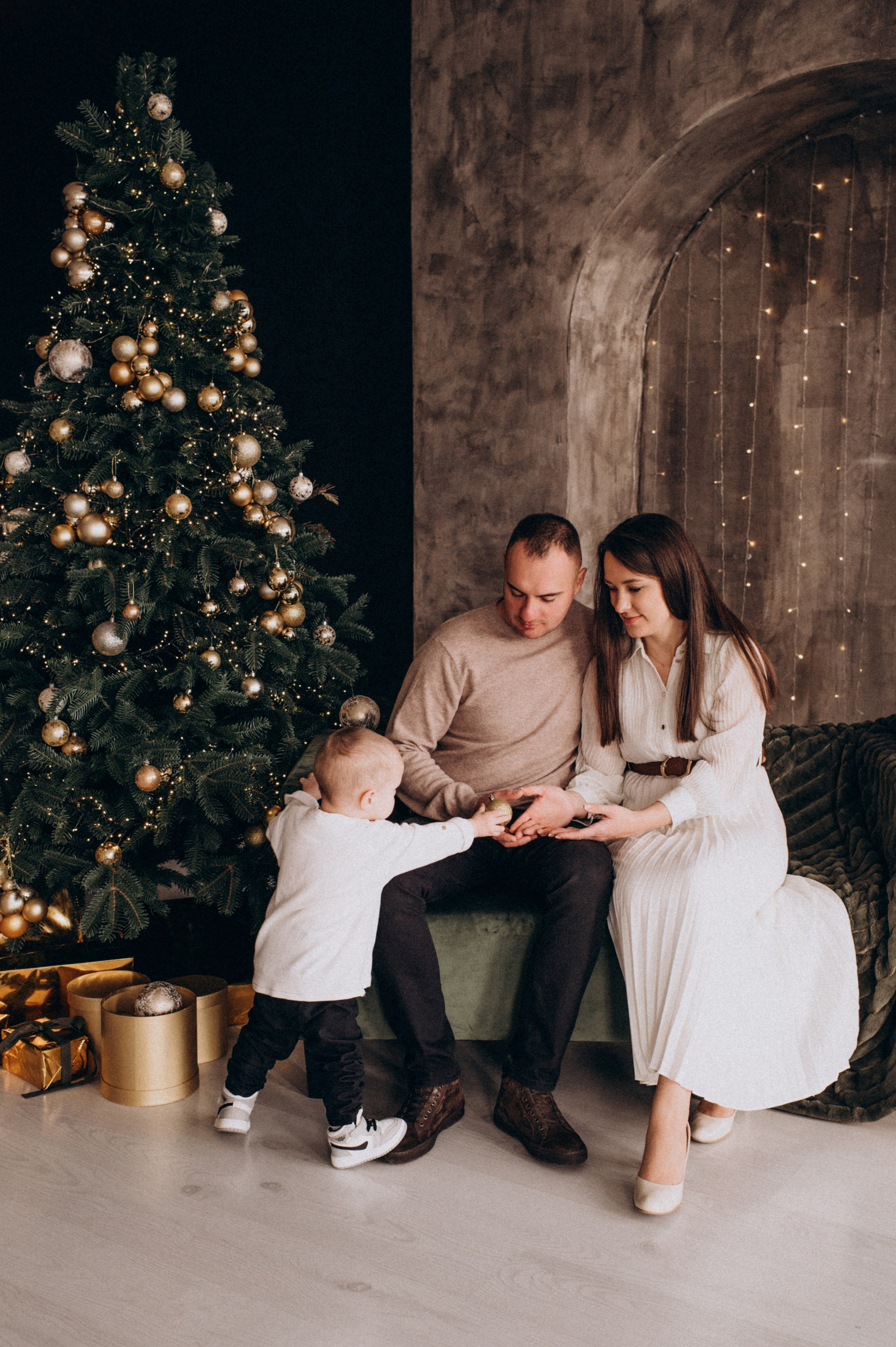 Новорічна фотосесія у студії, фотосесія Львів, сімейна фотосесія Тернопіль. Сімейний, дитячий та індивідуальний фотограф в м. Тернопіль, м. Львів