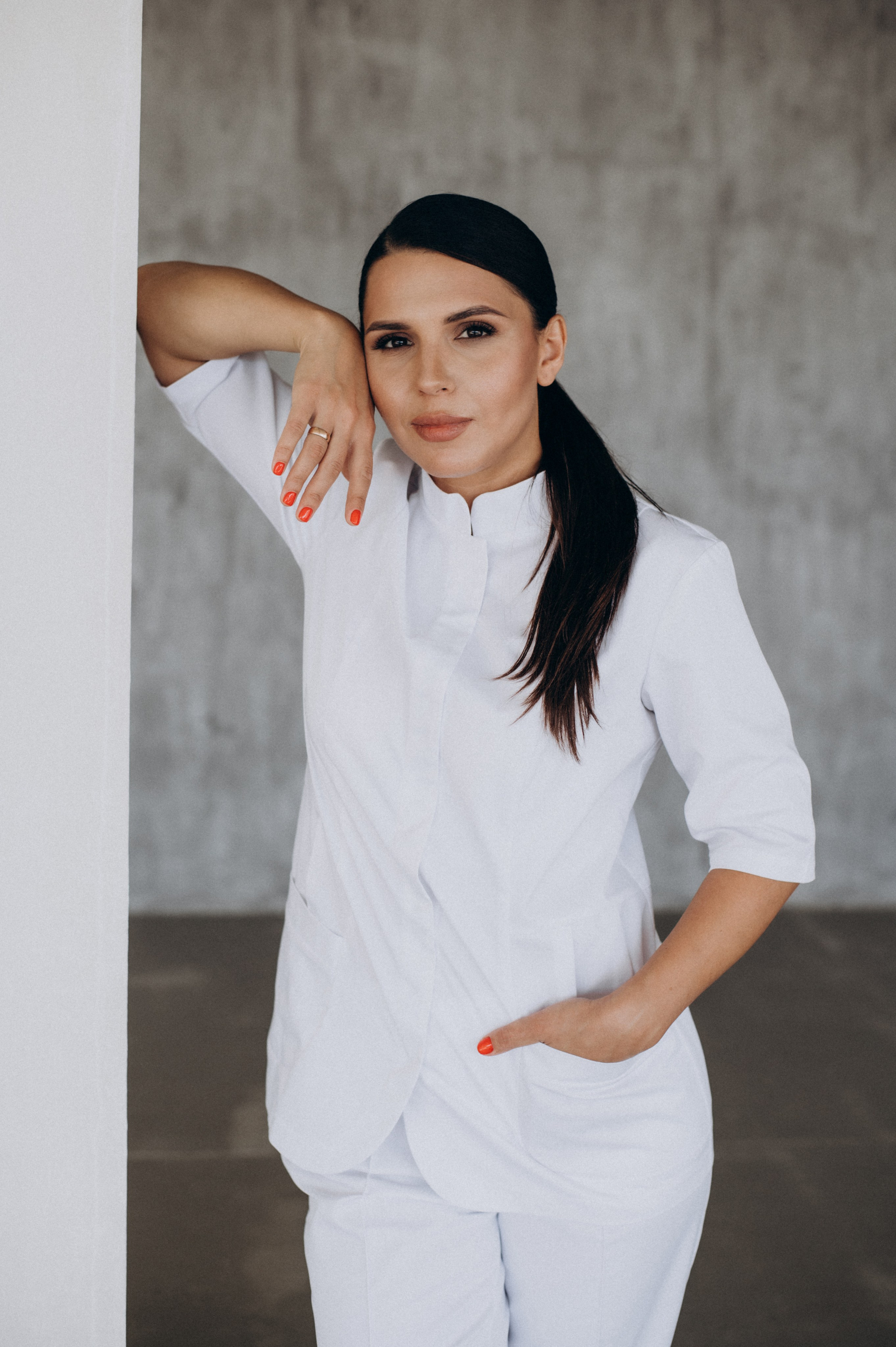 Портретна зйомка Тернопіль, контент-зйомка для лікаря, фотосесія лікаря у студії Тернопіль. Сімейний, дитячий та індивідуальний фотограф в м. Тернопіль, м. Львів