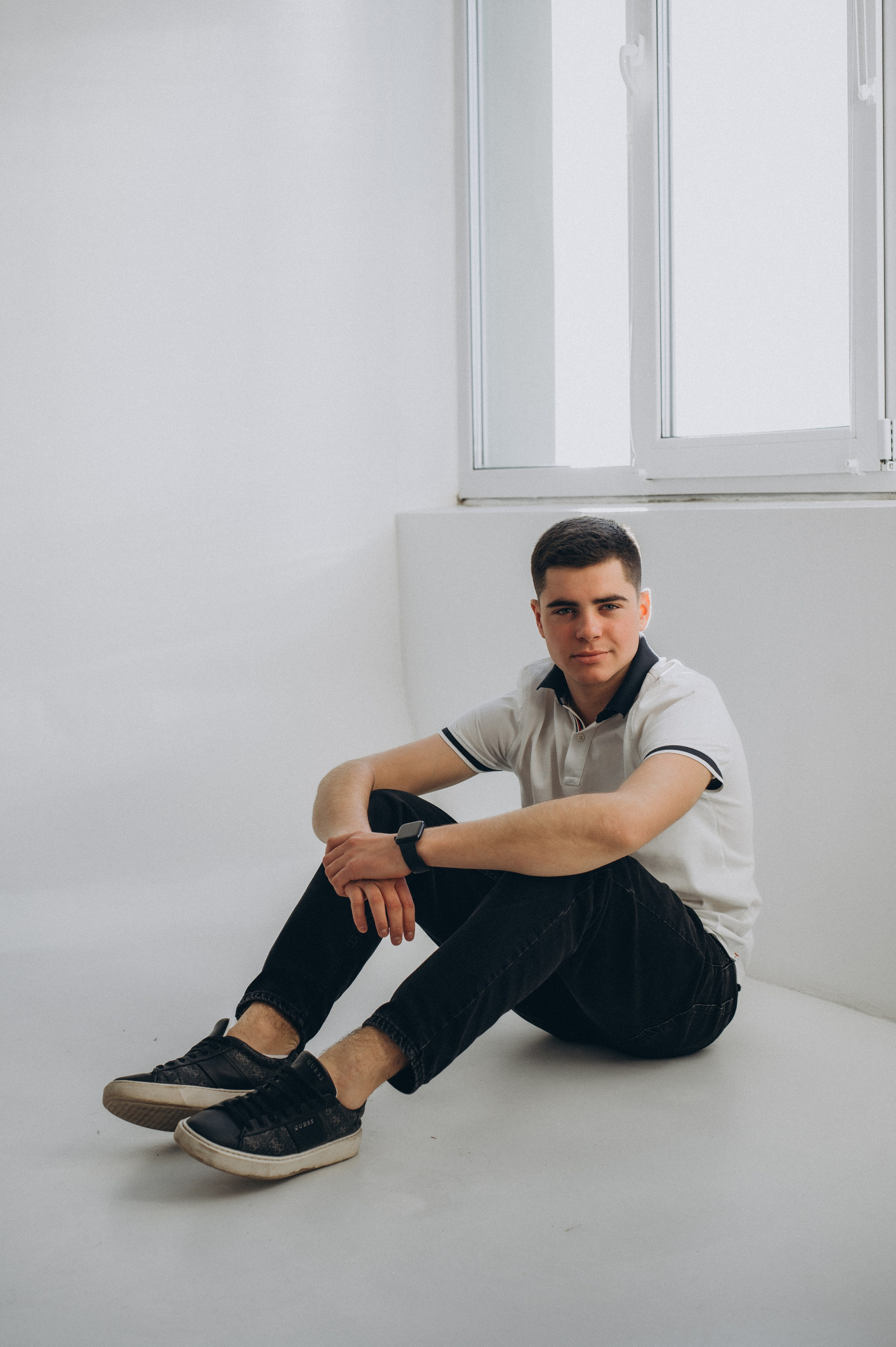 Фотосесія випускників, фотосесія на віньєтки Тернопіль, випускники Тернопіль, випуск 2025. Сімейний, дитячий та індивідуальний фотограф в м. Тернопіль, м. Львів