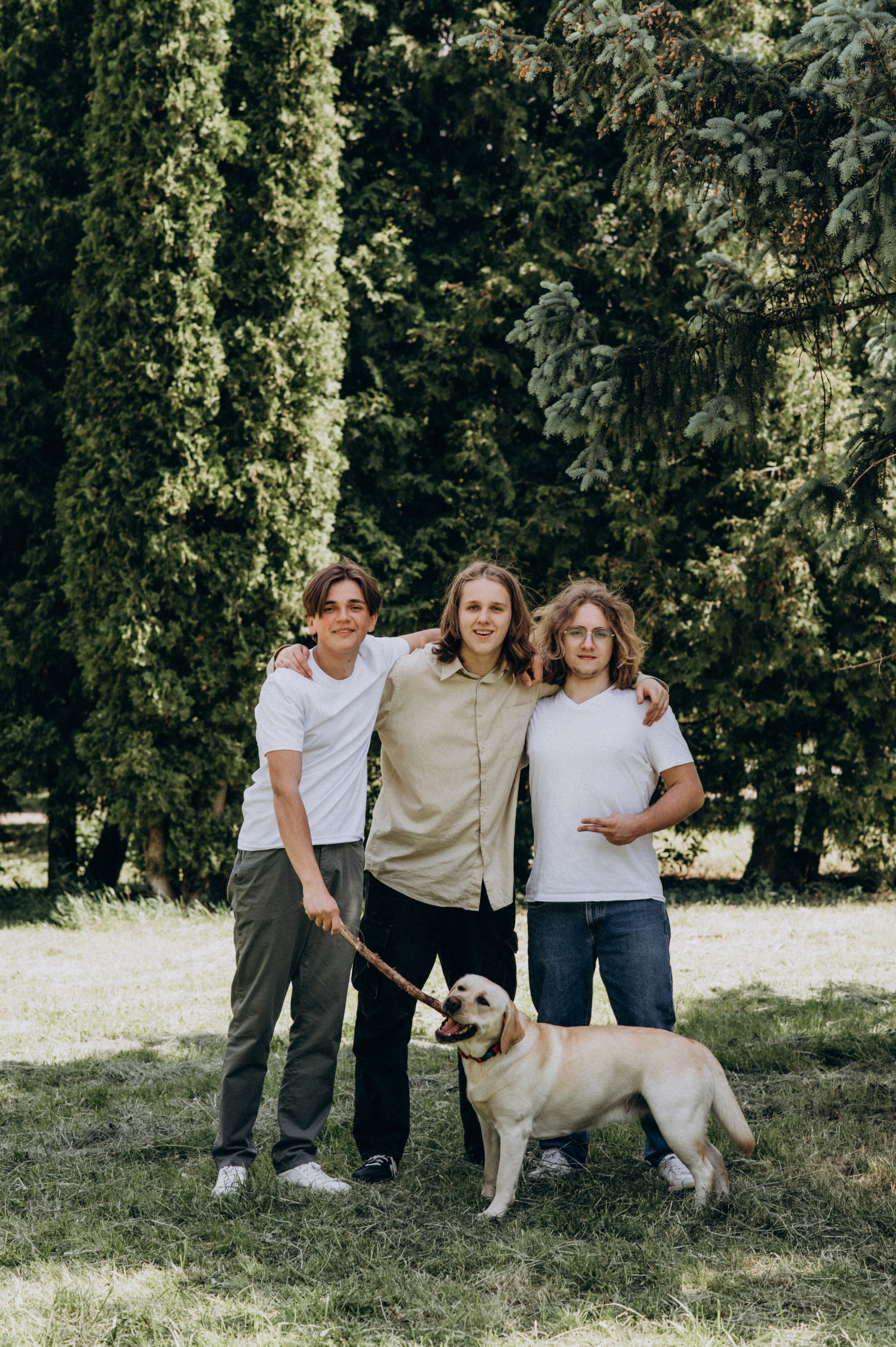 Фотосесія випускників, зйомка випускників Тернопіль Львів, випускні фотоальбоми Тернопіль, шкільні фотоальбоми Тернопіль. Сімейний, дитячий та індивідуальний фотограф в м. Тернопіль, м. Львів