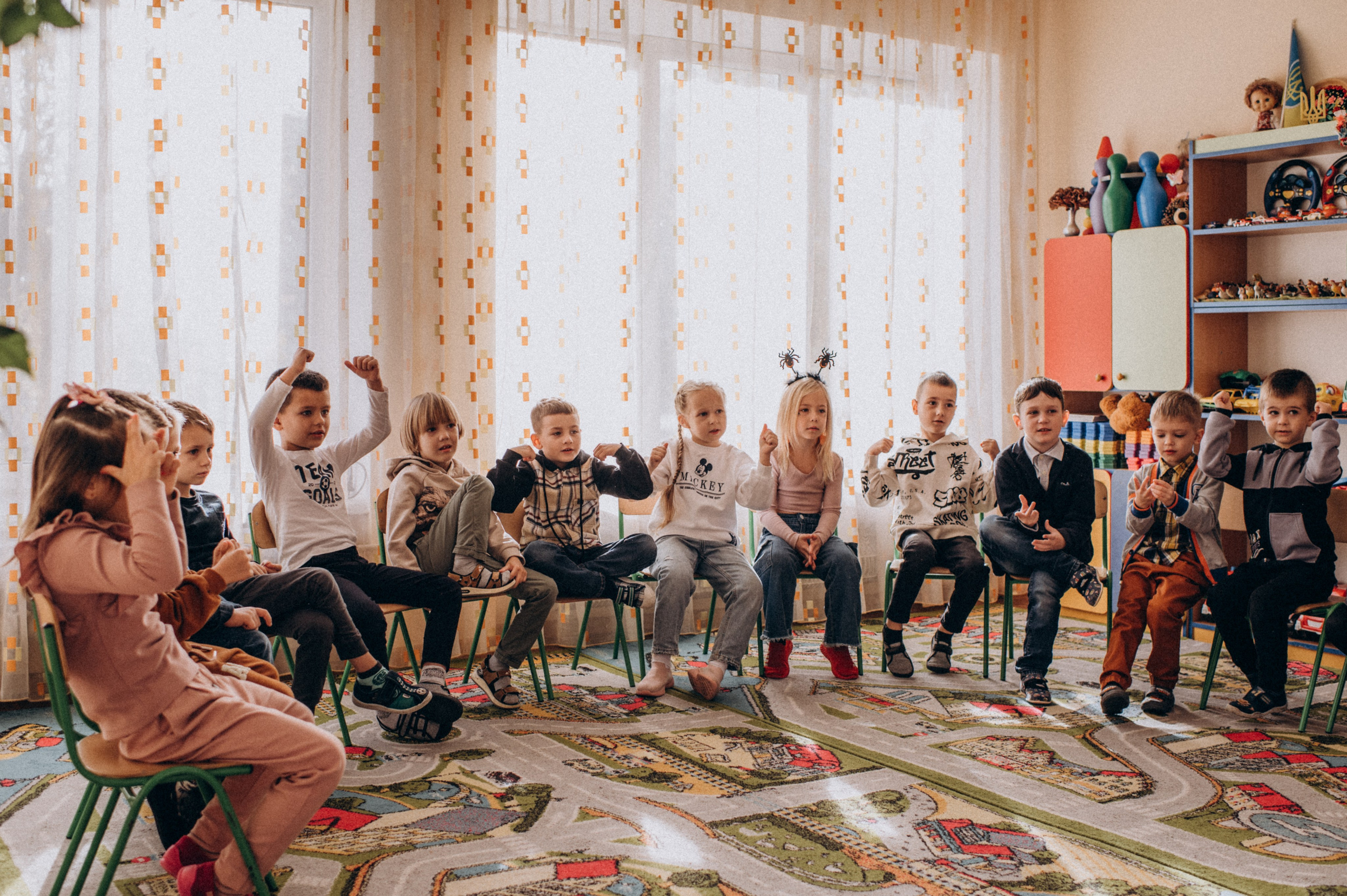 Фотосесія в дитячому садку, фотосесія на віньєтки, випускні фотоальбоми Тернопіль, шкільні фотоальбоми Тернопіль, зйомка випускного садочку. Сімейний, дитячий та індивідуальний фотограф в м. Тернопіль, м. Львів