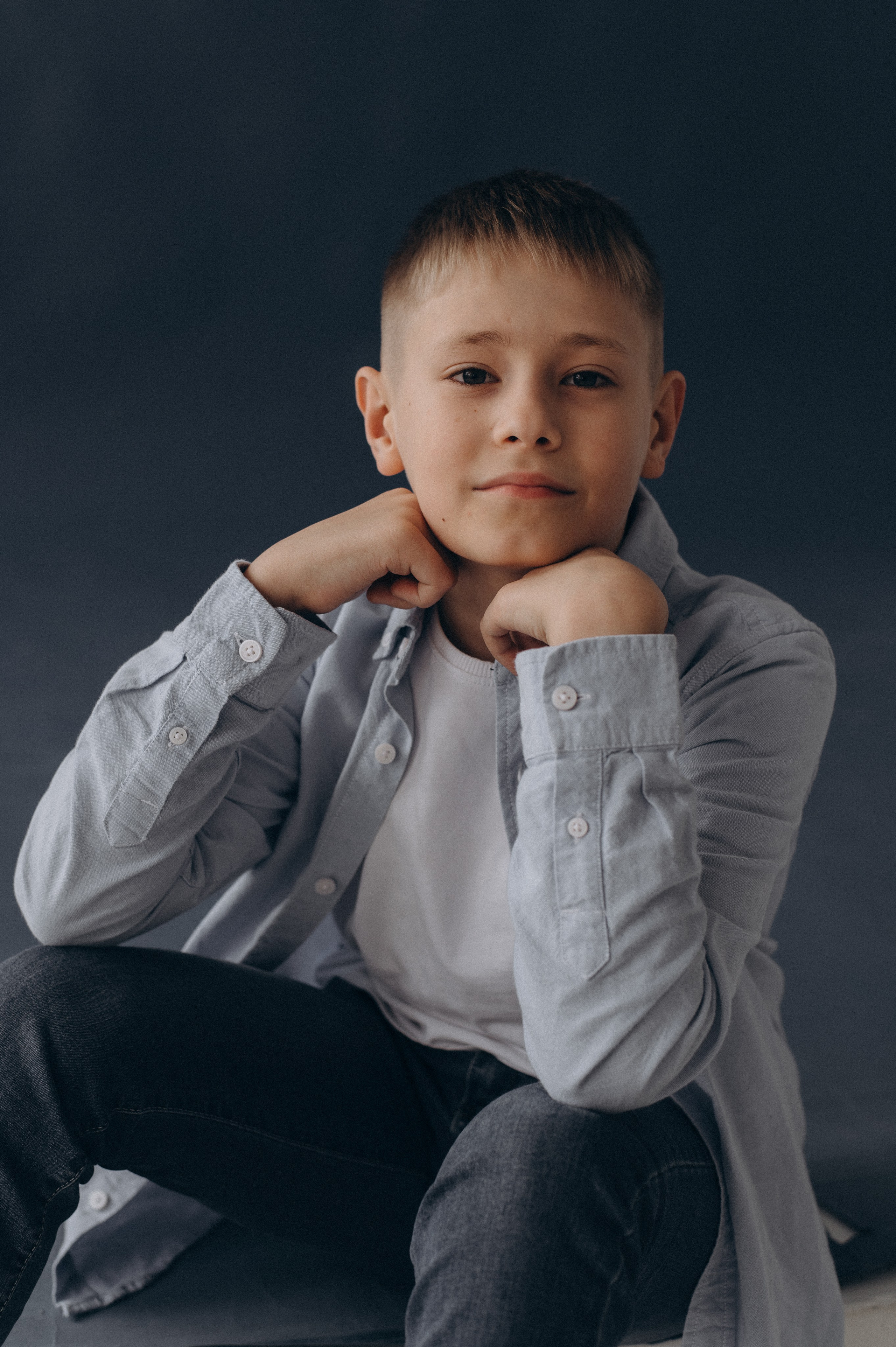 Шкільна фотосесія на віньєтки Тернопіль, шкільні альбоми, фотосесія випускників Тернопіль, випускний альбом, фотограф випускний Тернопіль. Сімейний, дитячий та індивідуальний фотограф в м. Тернопіль, м. Львів