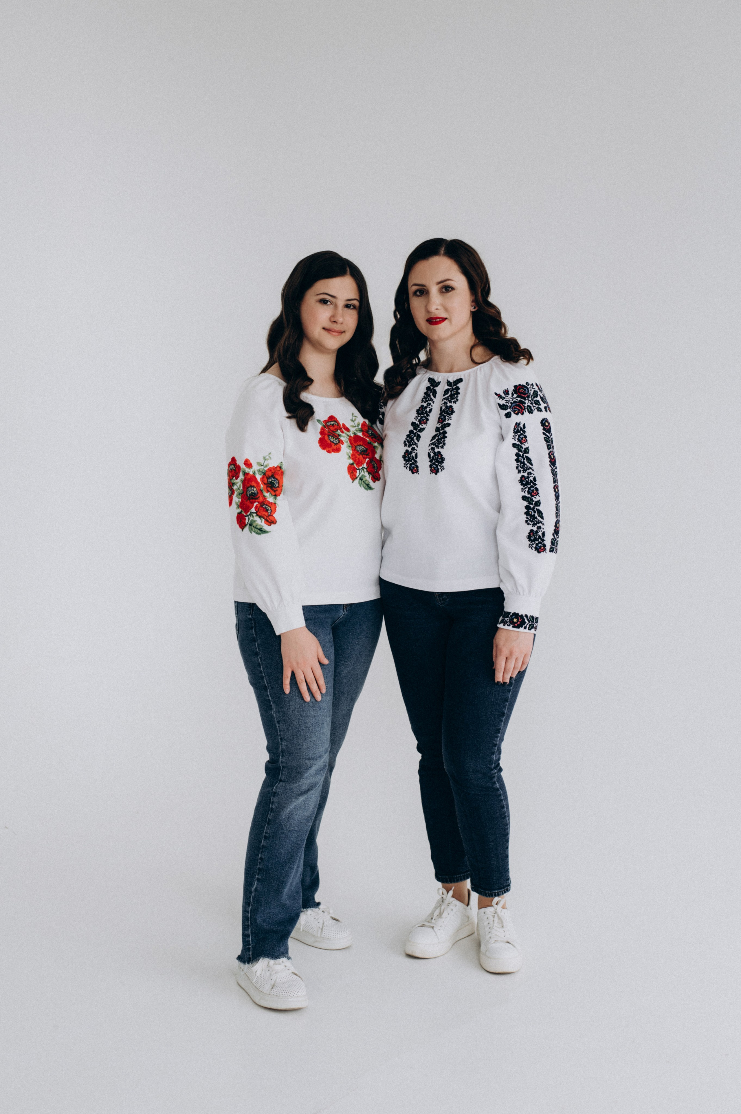 Сімейна фотосесія Тернопіль, сімейна зйомка у вишиванках, фотосесія Львів. Сімейний, дитячий та індивідуальний фотограф в м. Тернопіль, м. Львів