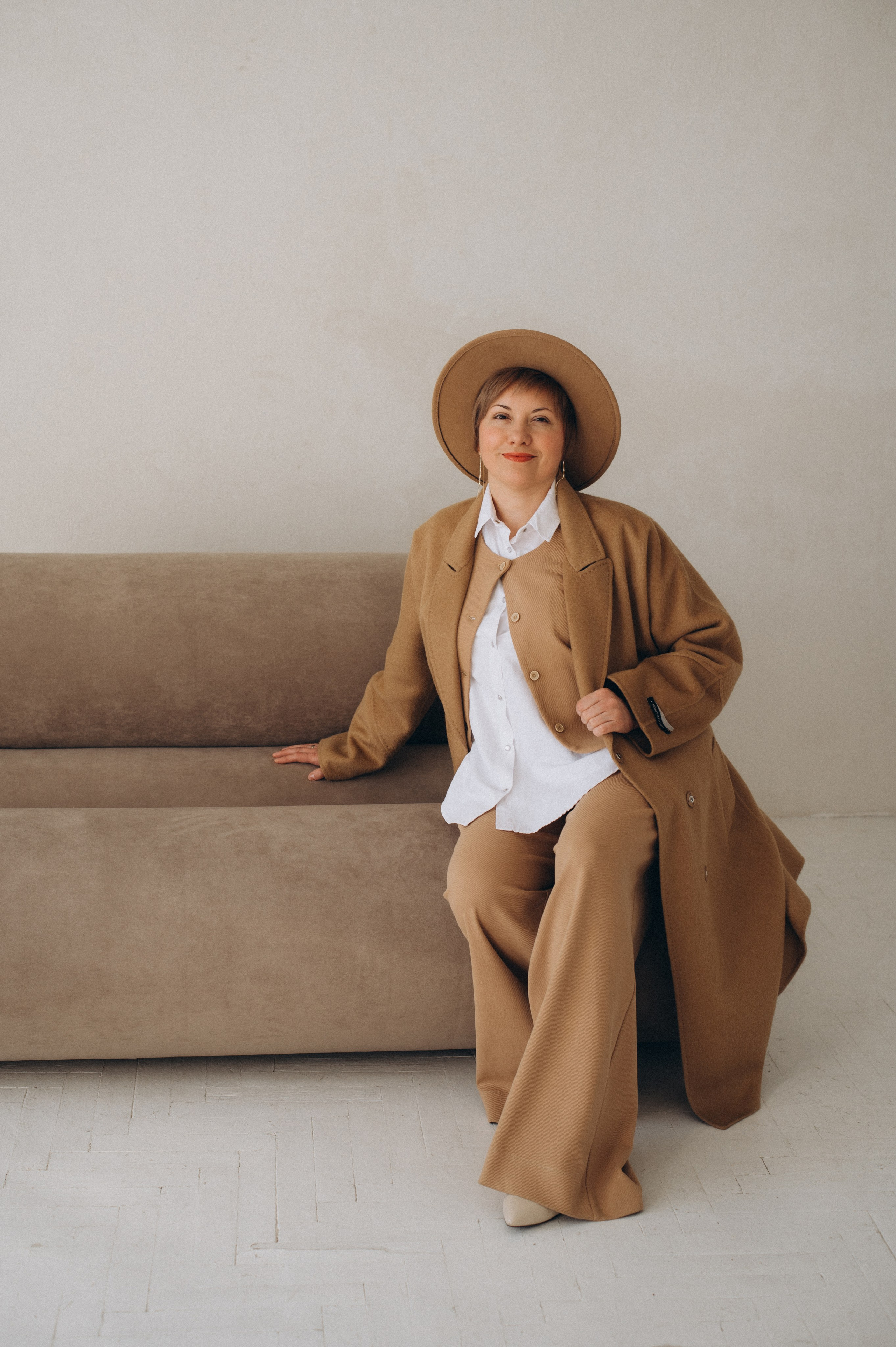 Індивідуальна фотосесія Тернопіль, студійна зйомка Львів, портретний фотограф Тернопіль, контент-фотосесія. Сімейний, дитячий та індивідуальний фотограф в м. Тернопіль, м. Львів