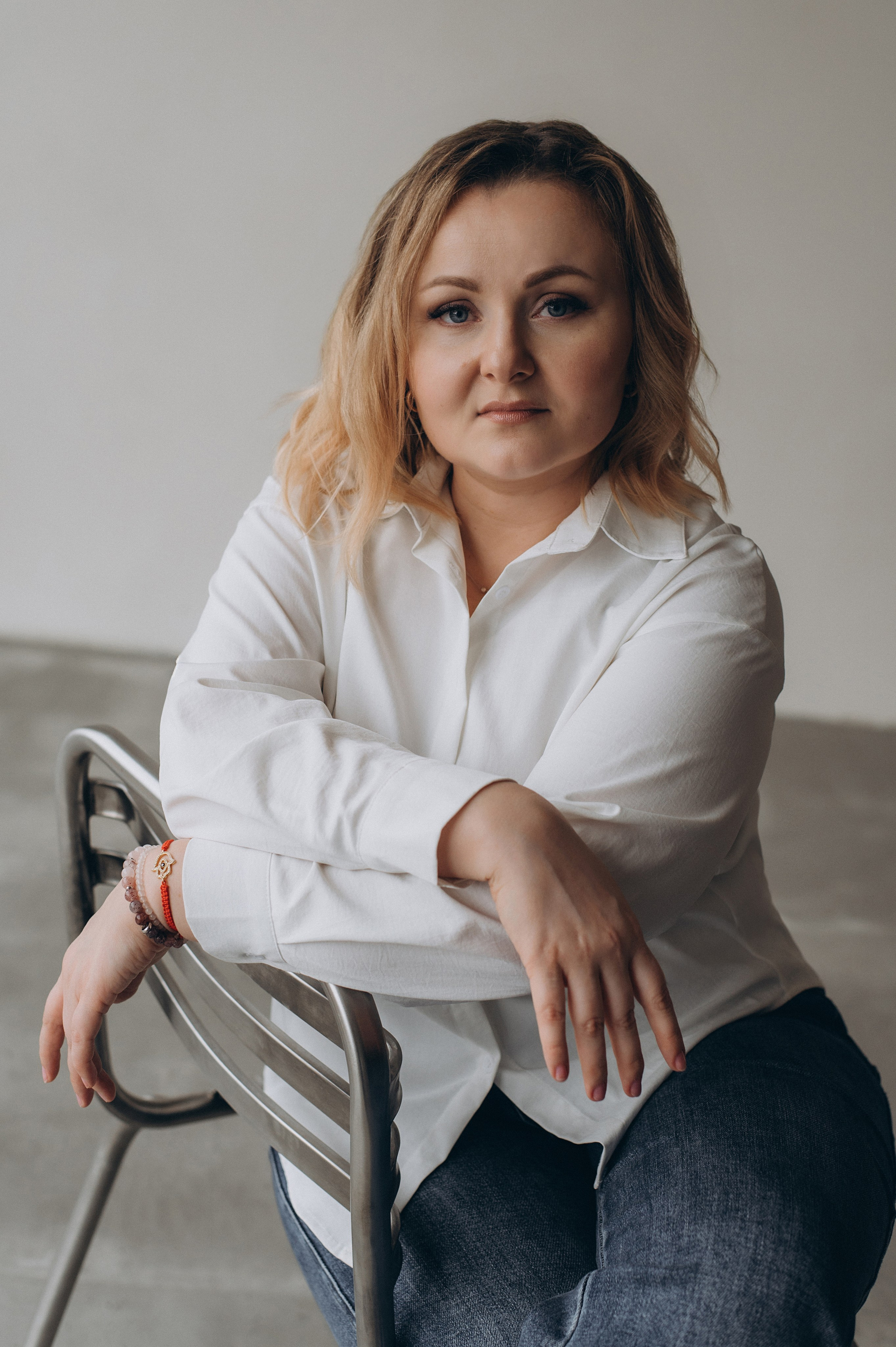 Фотосесія мама і син, сімейна фотосесія Тернопіль, зйомка мами з сином, сімейний фотограф Тернопіль, зйомка з домашнім улюбленцем. Сімейний, дитячий та індивідуальний фотограф в м. Тернопіль, м. Львів