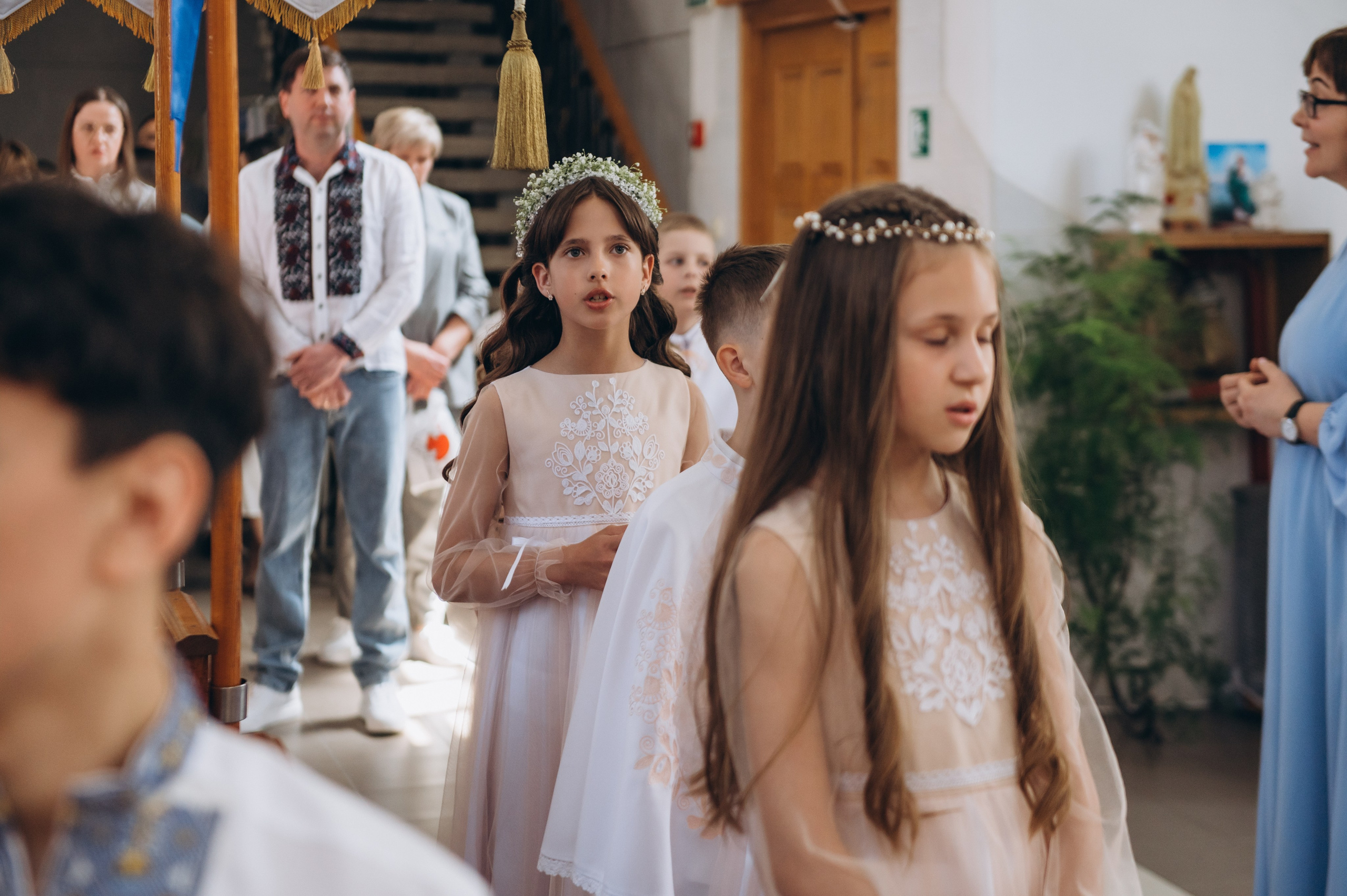 Фотосесія Причастя Тернопіль церква Св Михаїла, фотограф на Причастя Тернопіль, фотосесія Літургії Причастя Тернопіль. Сімейний, дитячий та індивідуальний фотограф в м. Тернопіль, м. Львів