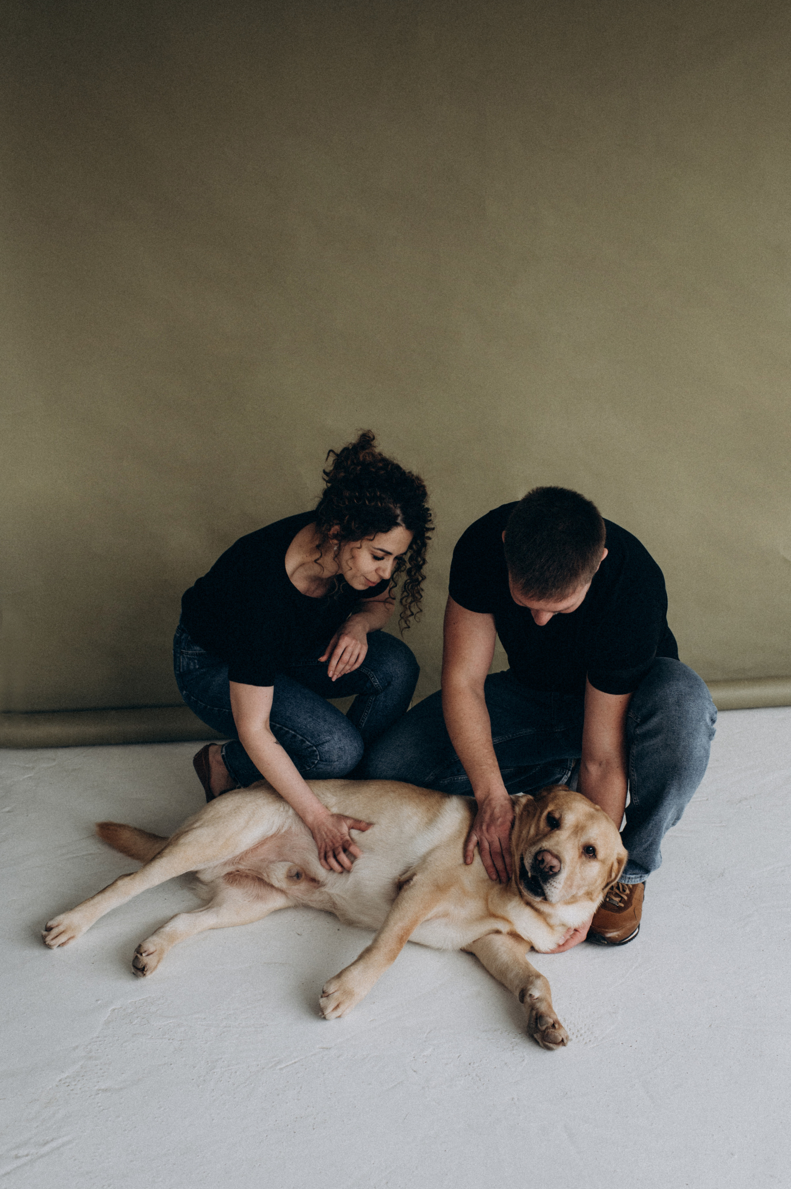 Сімейна фотосесія Тернопіль, сімейний фотограф Тернопіль, фотосесія з домашніми улюбленцями. Сімейний, дитячий та індивідуальний фотограф в м. Тернопіль, м. Львів