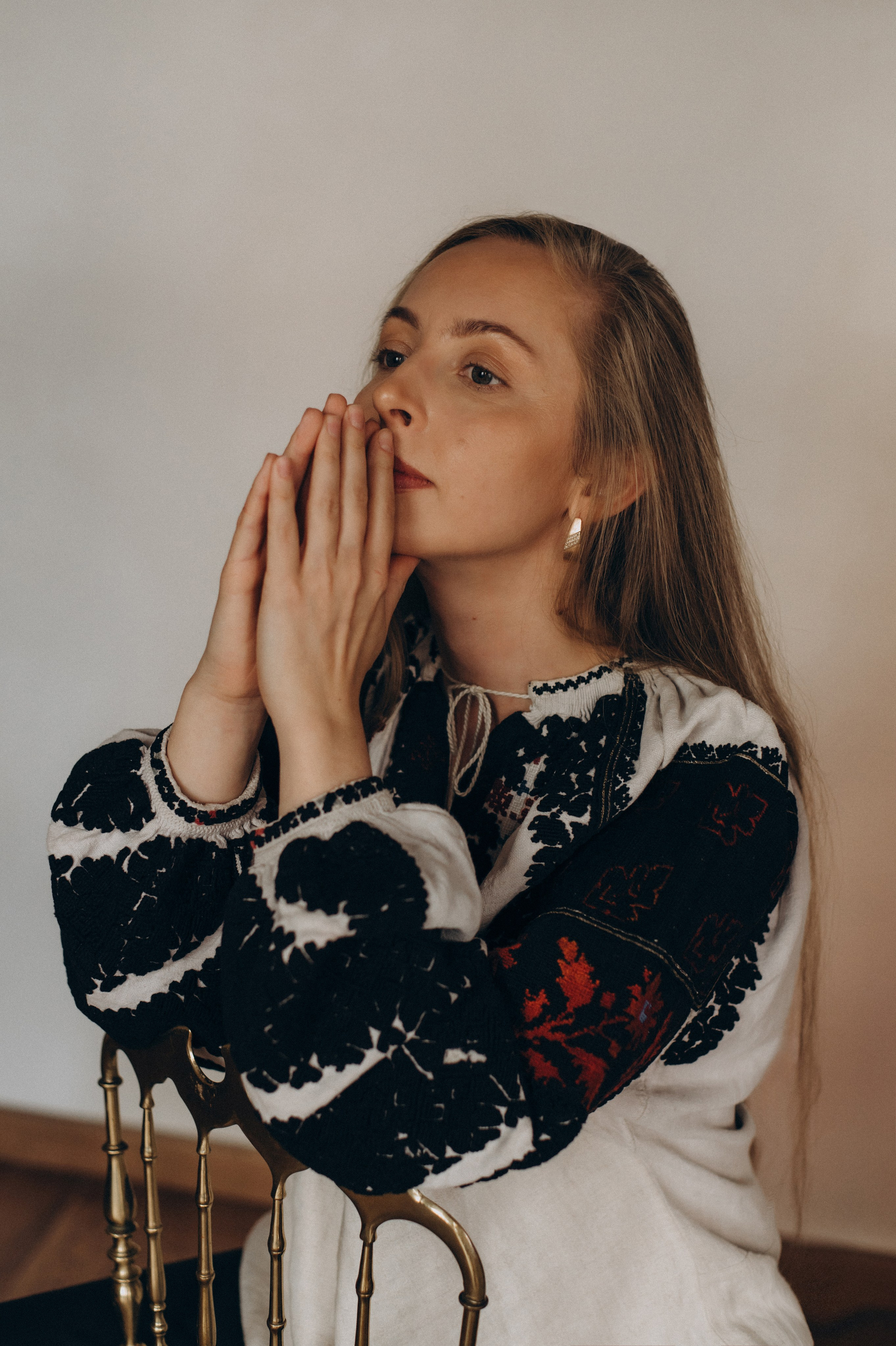 Індивідуальна фотосесія у студії, портретний фотограф Тернопіль Львів, зйомка у студії. Сімейний, дитячий та індивідуальний фотограф в м. Тернопіль, м. Львів