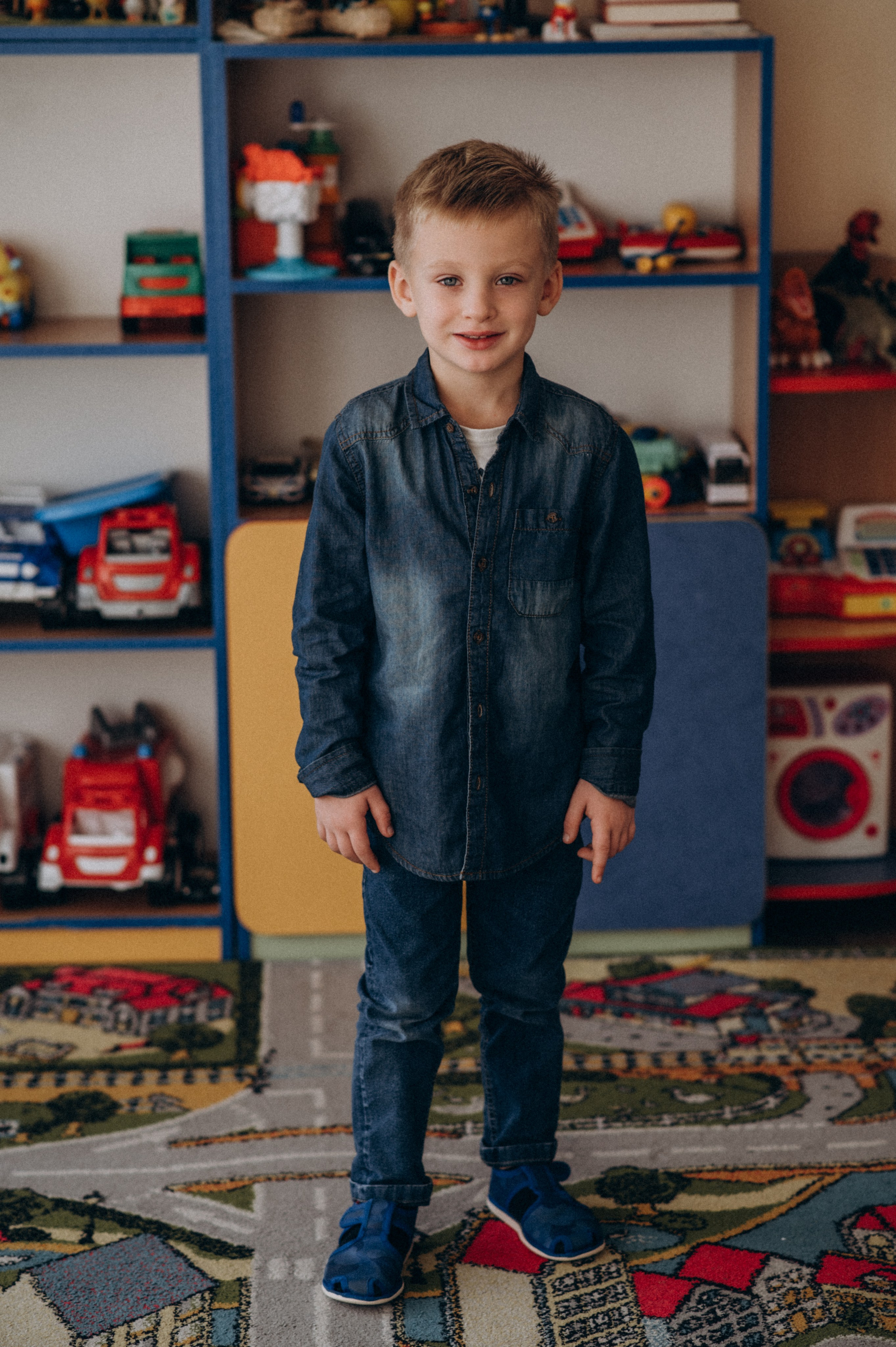 Фотосесія в дитячому садку, фотосесія на віньєтки, випускні фотоальбоми Тернопіль, шкільні фотоальбоми Тернопіль, зйомка випускного садочку. Сімейний, дитячий та індивідуальний фотограф в м. Тернопіль, м. Львів