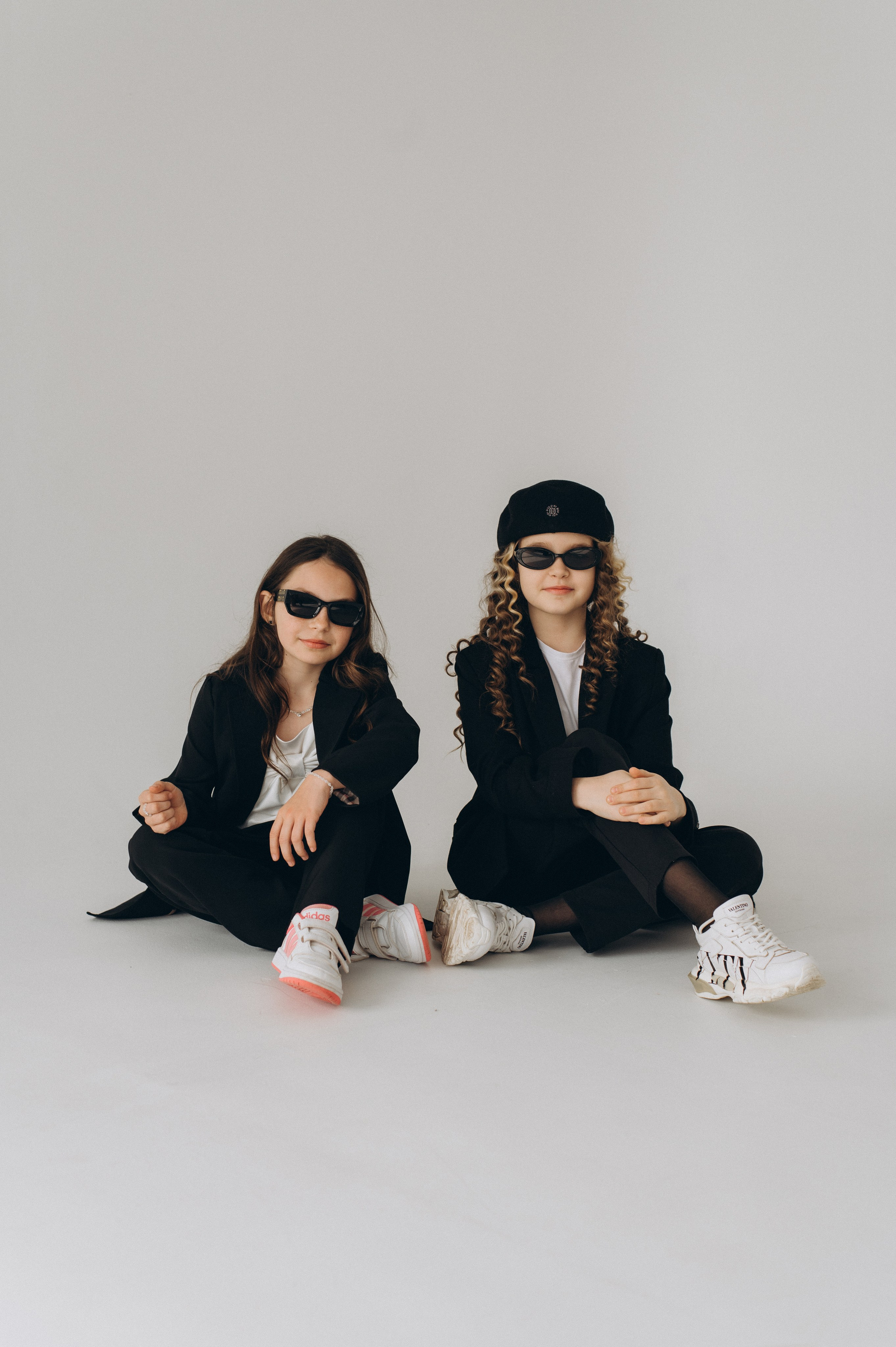 Шкільна фотосесія на віньєтки Тернопіль, шкільні альбоми, фотосесія випускників Тернопіль, випускний альбом, фотограф випускний Тернопіль. Сімейний, дитячий та індивідуальний фотограф в м. Тернопіль, м. Львів