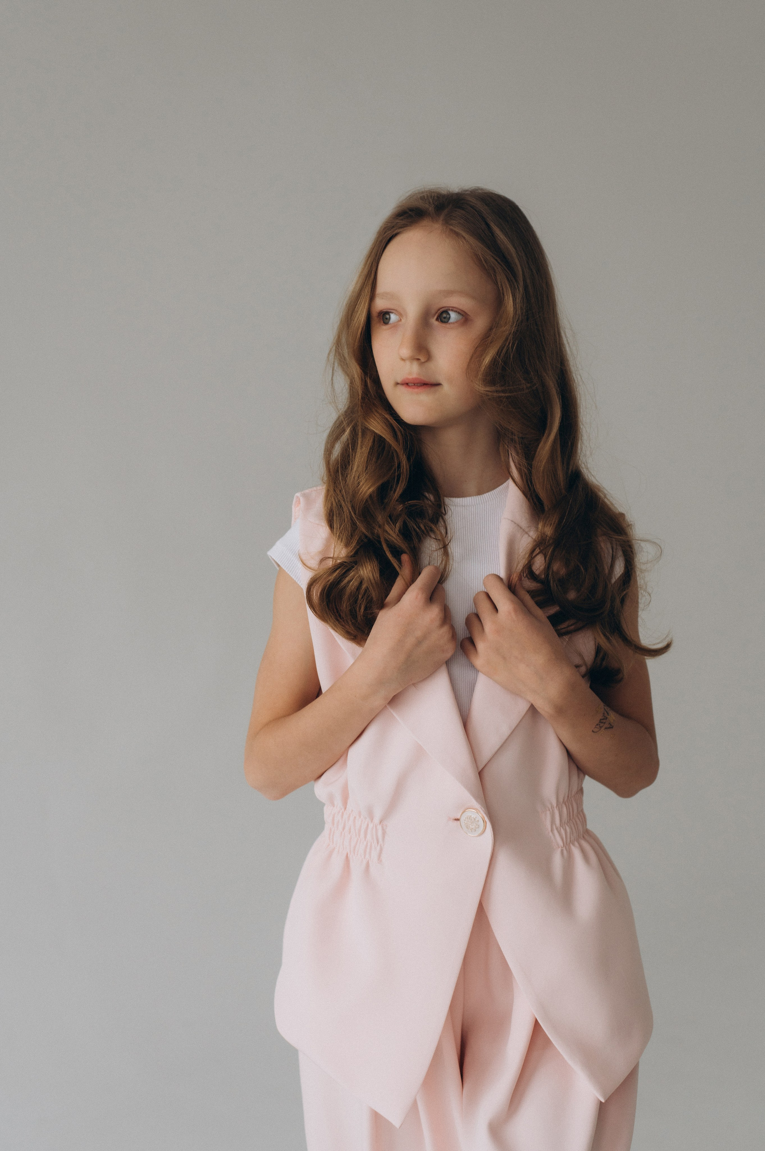 Шкільна фотосесія на віньєтки Тернопіль, шкільні альбоми, фотосесія випускників Тернопіль, випускний альбом, фотограф випускний Тернопіль. Сімейний, дитячий та індивідуальний фотограф в м. Тернопіль, м. Львів