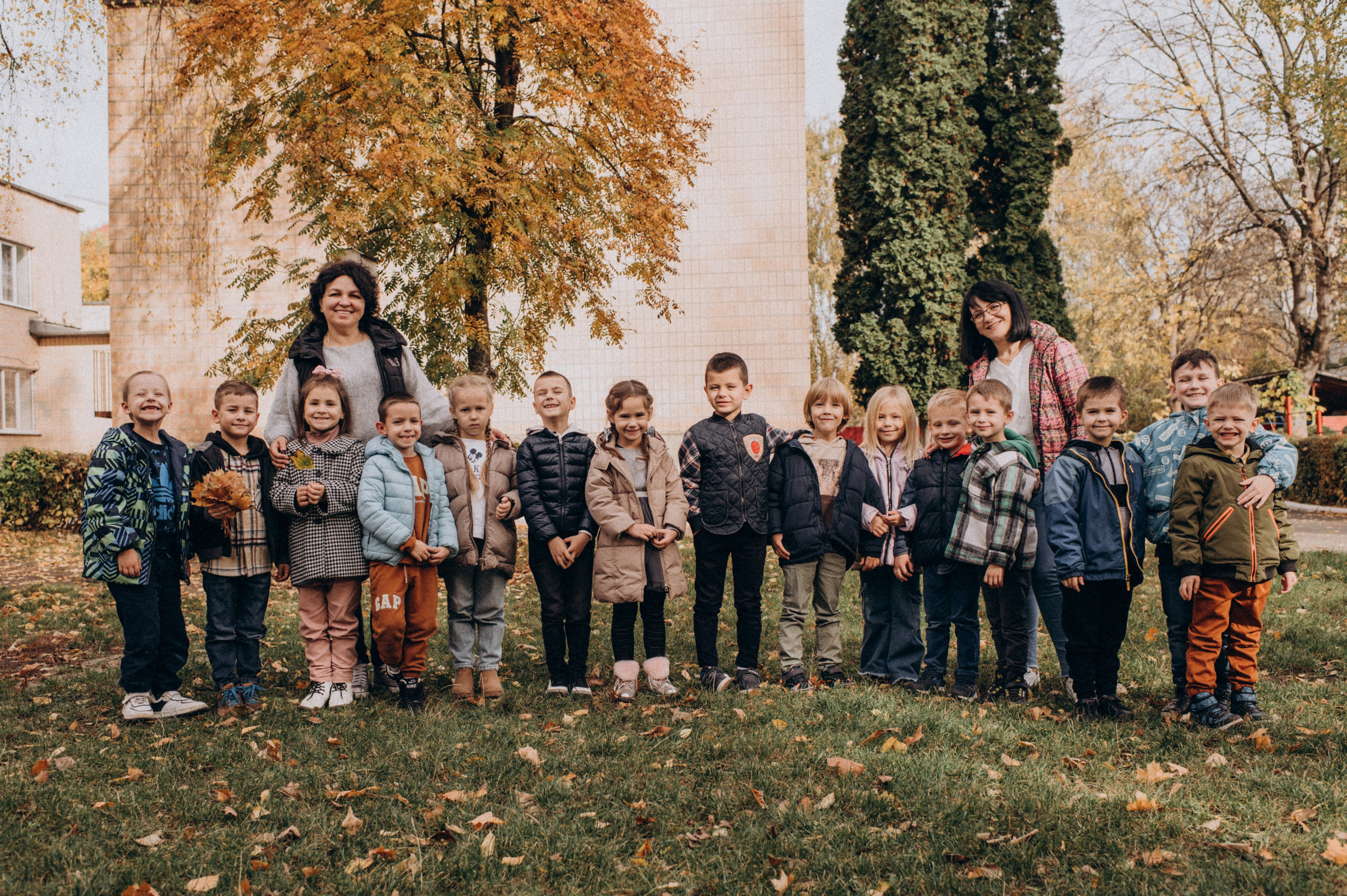 Фотосесія в дитячому садку, фотосесія на віньєтки, випускні фотоальбоми Тернопіль, шкільні фотоальбоми Тернопіль, зйомка випускного садочку. Сімейний, дитячий та індивідуальний фотограф в м. Тернопіль, м. Львів