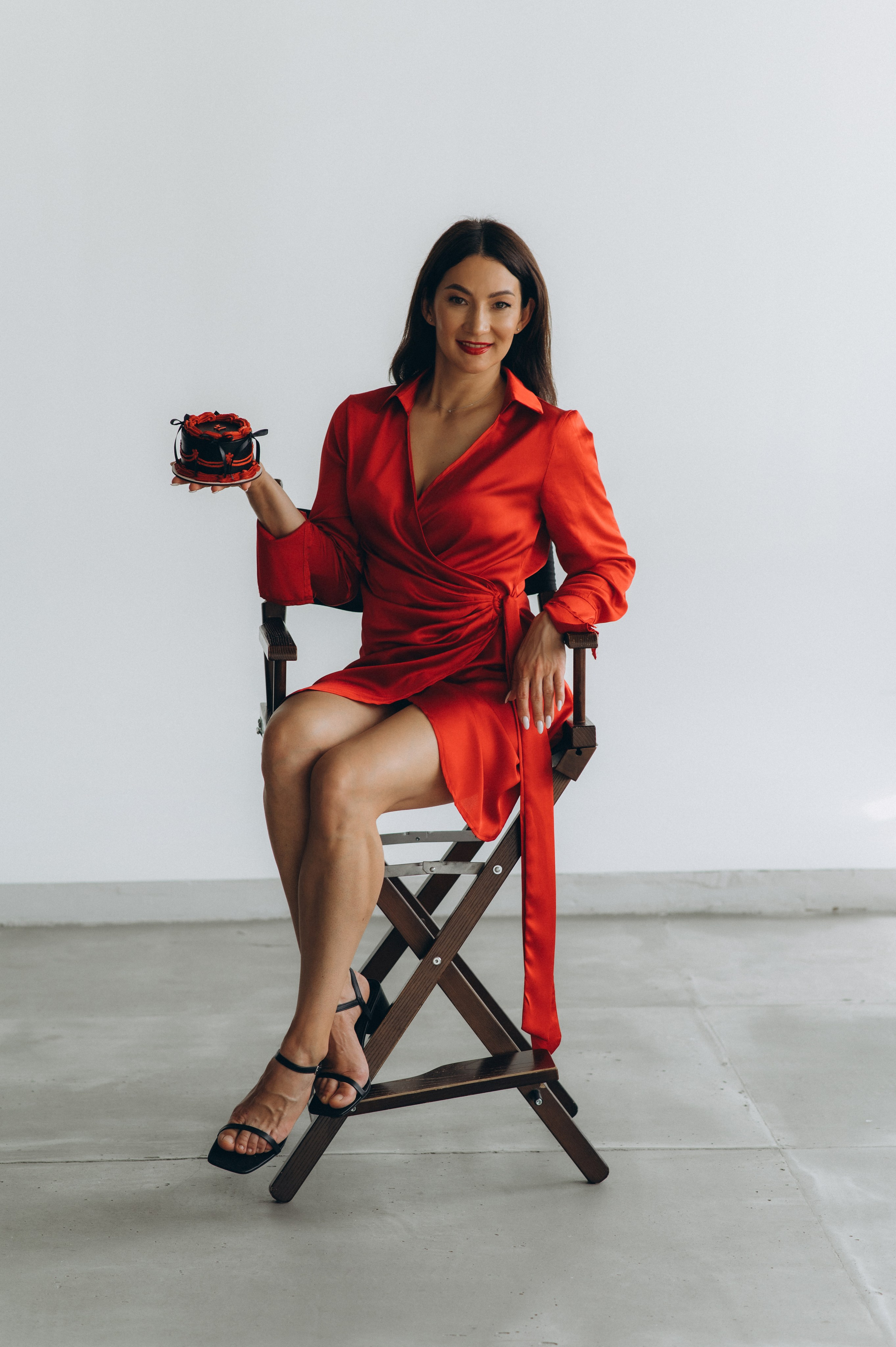 Індивідуальна фотосесія до дня народження у студії Тернопіль, інидвідуальна зйомка, портретний фотограф. Сімейний, дитячий та індивідуальний фотограф в м. Тернопіль, м. Львів