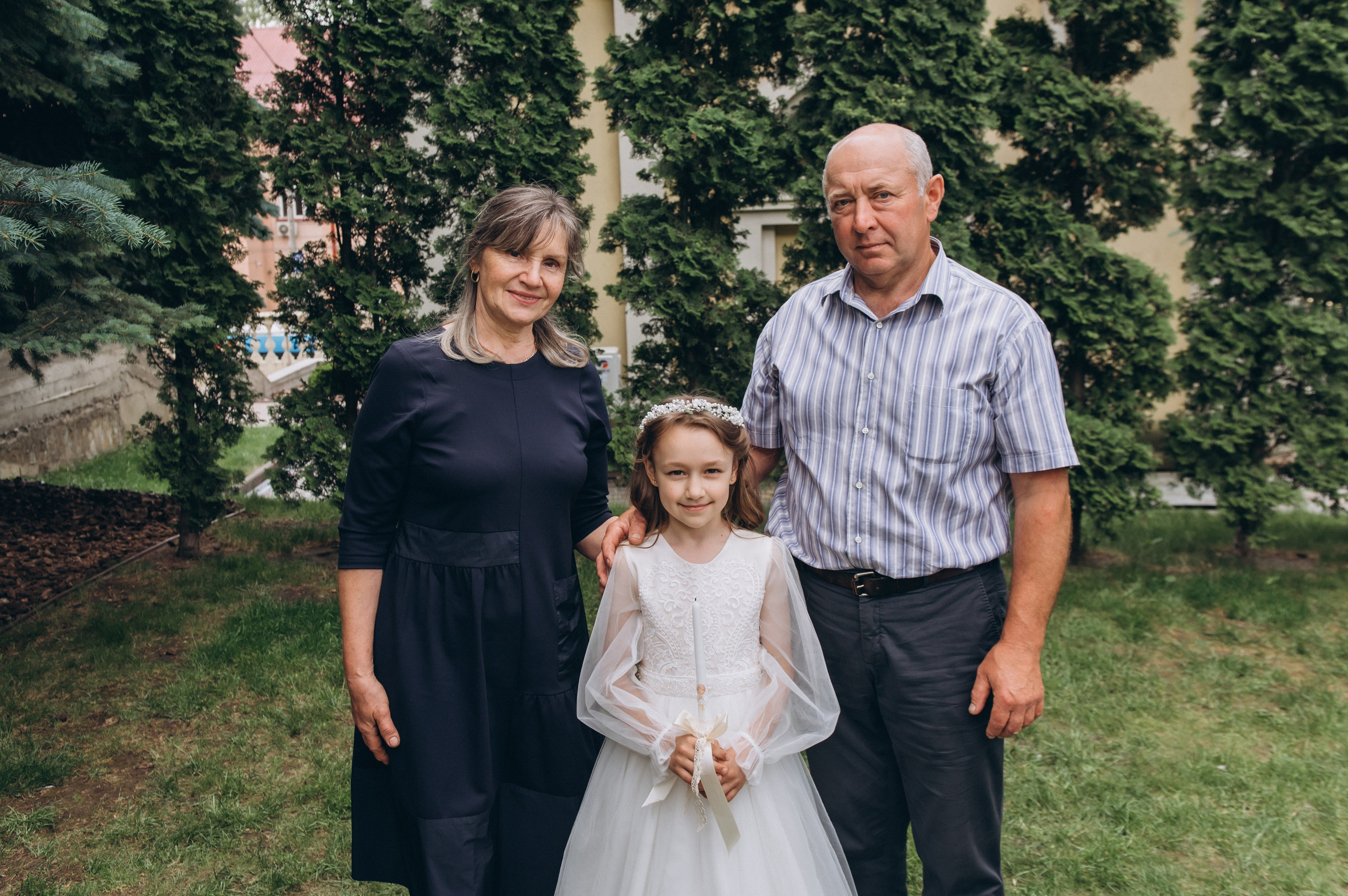 Фотосесія Першого Причастя Тернопіль, зйомка Першого Причастя Тернопіль, Церква Успіння Пресвятої Богородиці Причастя Тернопіль. Сімейний, дитячий та індивідуальний фотограф в м. Тернопіль, м. Львів