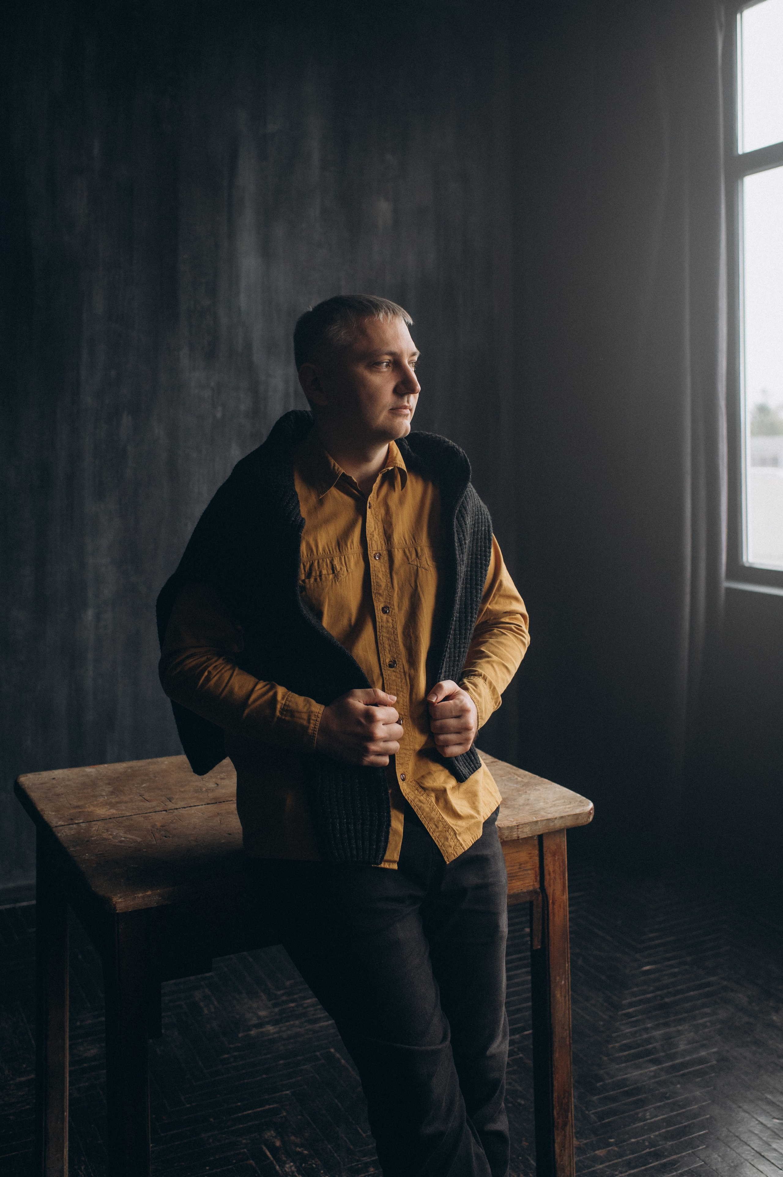 Портретна фотосесія чоловіків, чоловічий портрет, індивідуальна фотосесія Тернопіль, портретний фотограф Тернопіль. Сімейний, дитячий та індивідуальний фотограф в м. Тернопіль, м. Львів