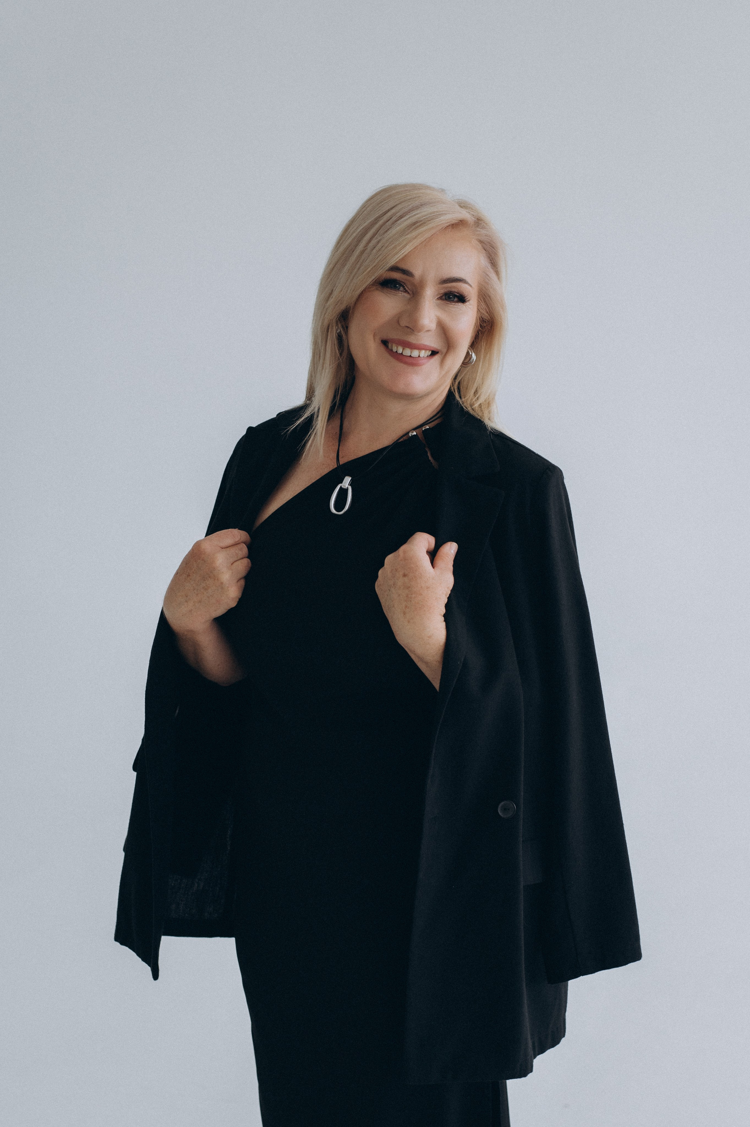 Індивідуальна фотосесія у студії Тернопіль, портретна зйомка Тернопіль, портретний фотограф Львів Тернопіль. Сімейний, дитячий та індивідуальний фотограф в м. Тернопіль, м. Львів