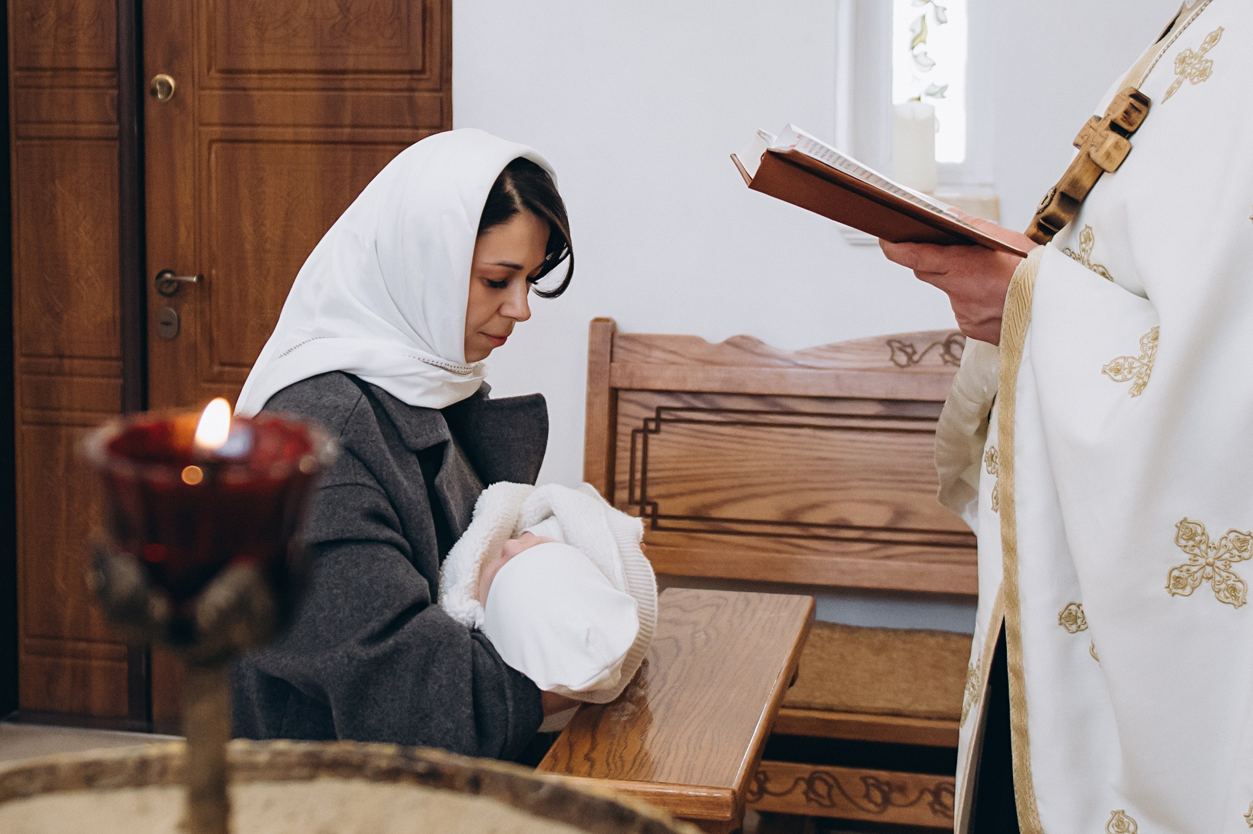 Фотосесія Хрещення Тернопіль, зйомка Хрестин Тернопіль, Храм Різдва Пресвятої Богородиці УГКЦ Тернопіль. Сімейний, дитячий та індивідуальний фотограф в м. Тернопіль, м. Львів