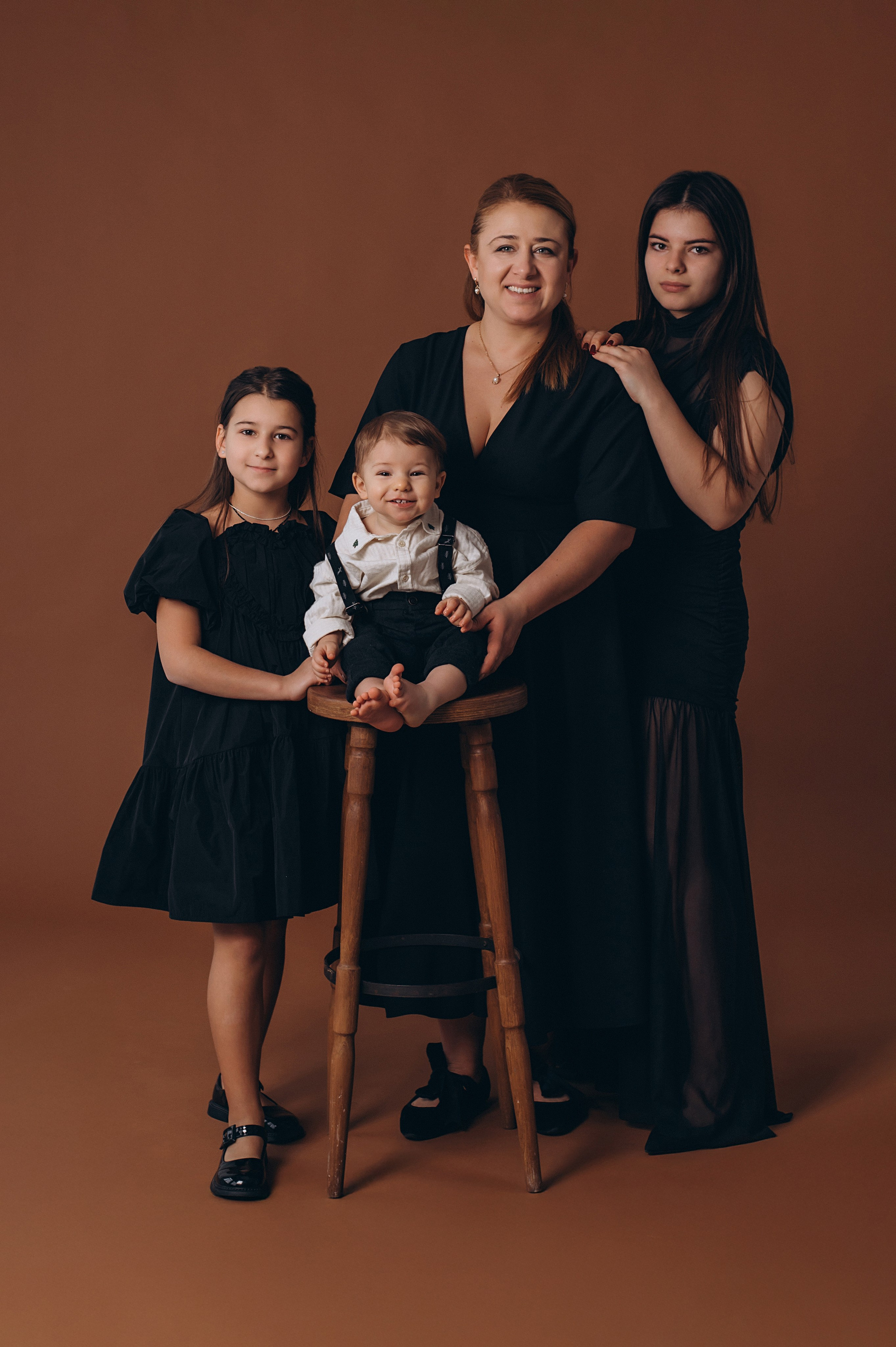 Перший тортик малюка, зйомка першого тортика Тернопіль, новорічна фотосесія, зйомка дня народження, сімейний фотограф Тернопіль, cakesmash. Сімейний, дитячий та індивідуальний фотограф в м. Тернопіль, м. Львів