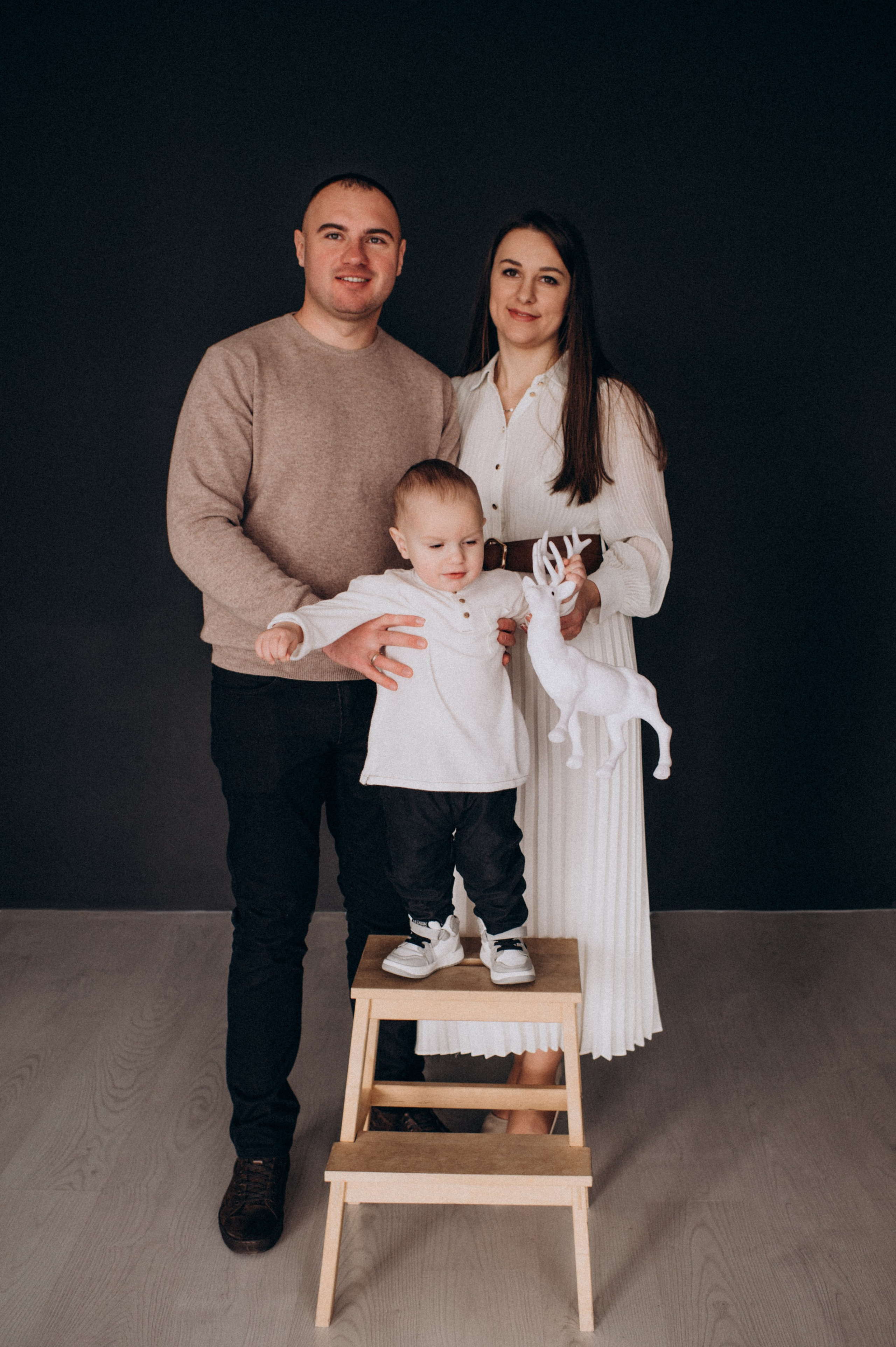 Новорічна фотосесія у студії, фотосесія Львів, сімейна фотосесія Тернопіль. Сімейний, дитячий та індивідуальний фотограф в м. Тернопіль, м. Львів