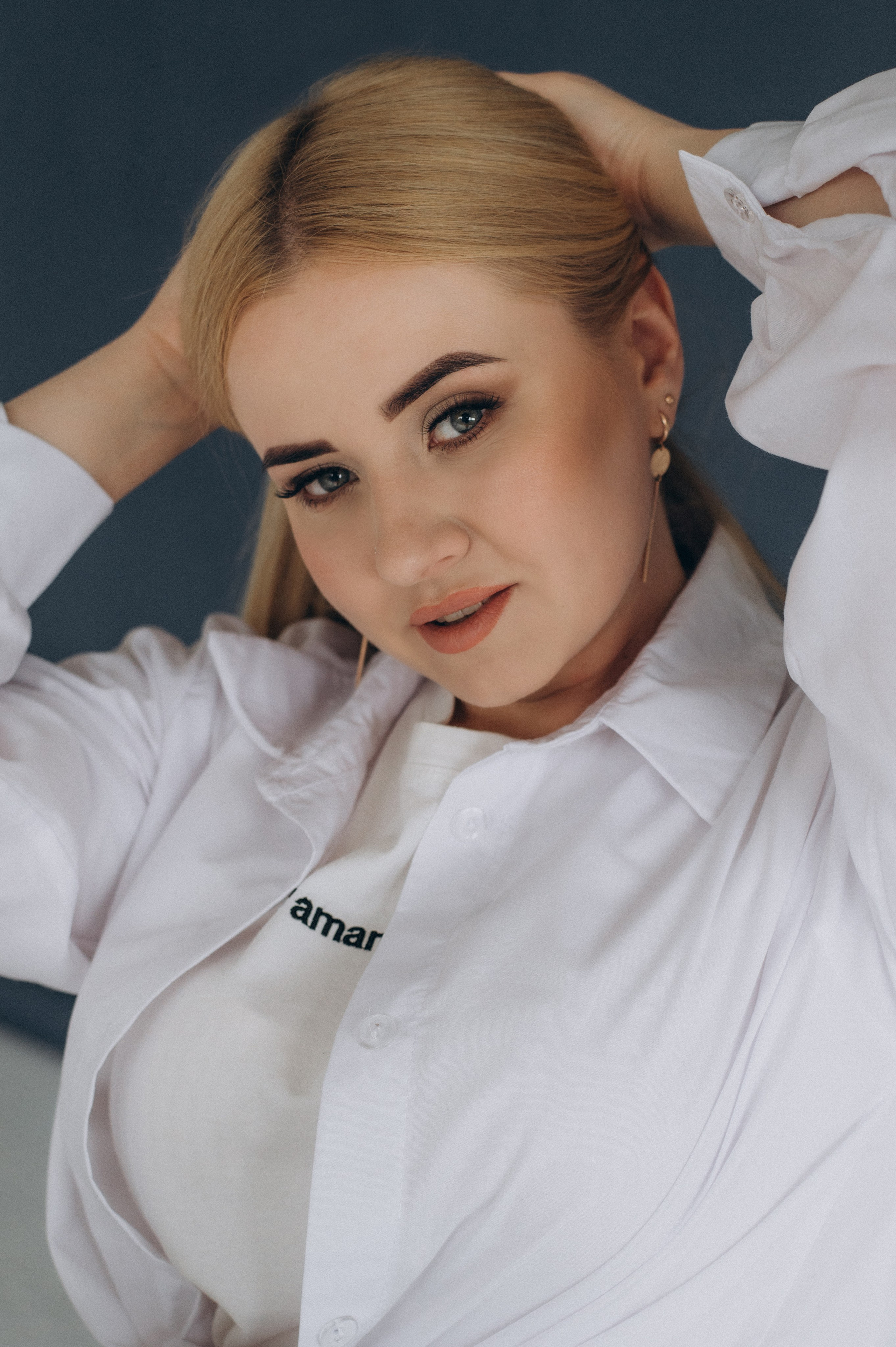 Портретна фотосесія дівчат, контент фотосесія Тернопіль, індивідуальна фотосесія Львів, портретний фотограф Тернопіль. Сімейний, дитячий та індивідуальний фотограф в м. Тернопіль, м. Львів