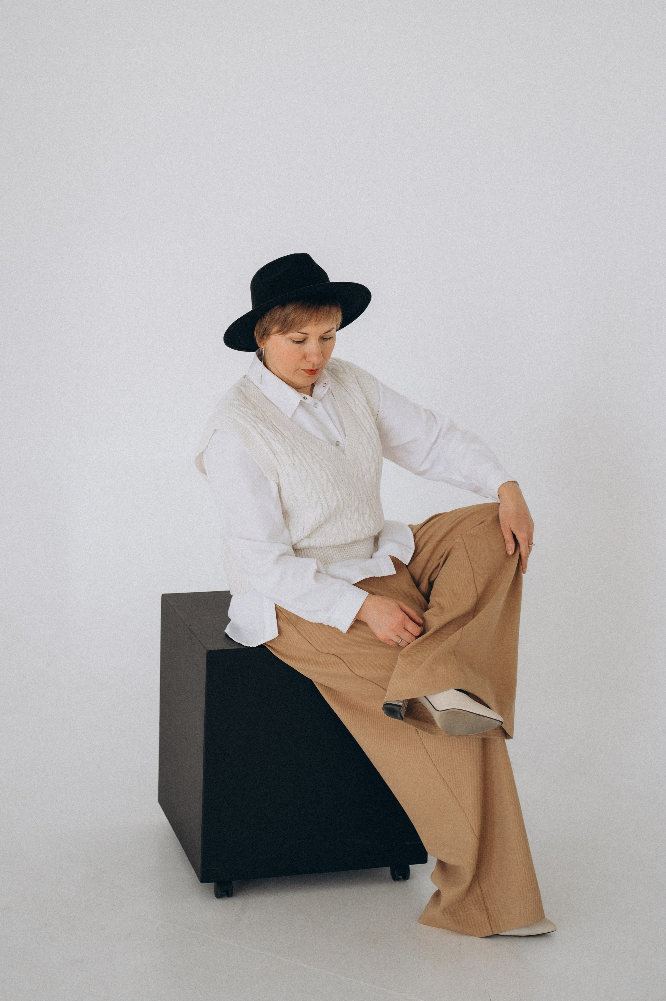 Індивідуальна фотосесія Тернопіль, студійна зйомка Львів, портретний фотограф Тернопіль, контент-фотосесія. Сімейний, дитячий та індивідуальний фотограф в м. Тернопіль, м. Львів