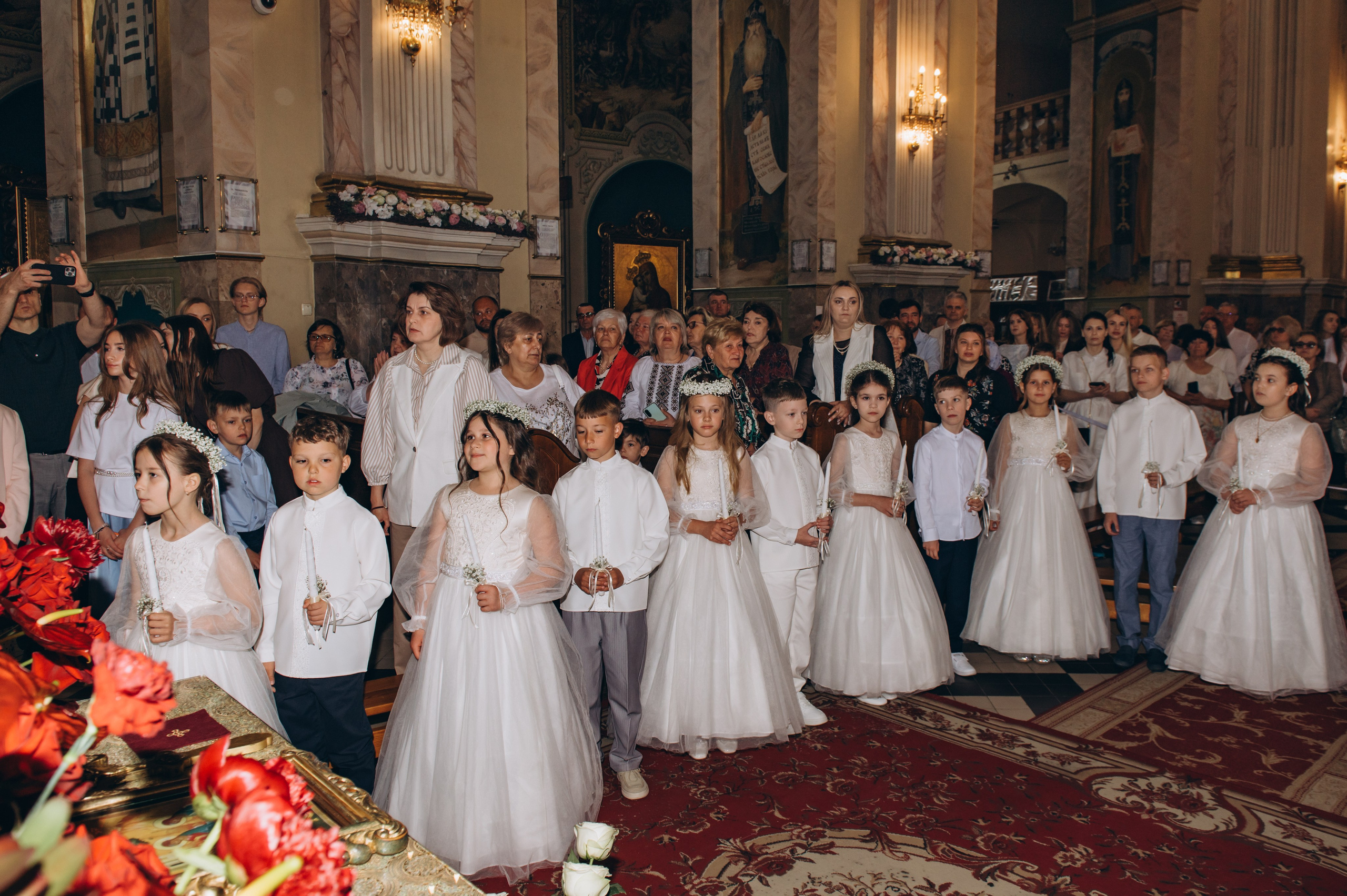 Фотосесія Першого Причастя Тернопіль, фотосесія Причастя Тернопіль, Таїнство Першого Причастя Тернопіль, Катедра Причастя Тернопіль. Сімейний, дитячий та індивідуальний фотограф в м. Тернопіль, м. Львів