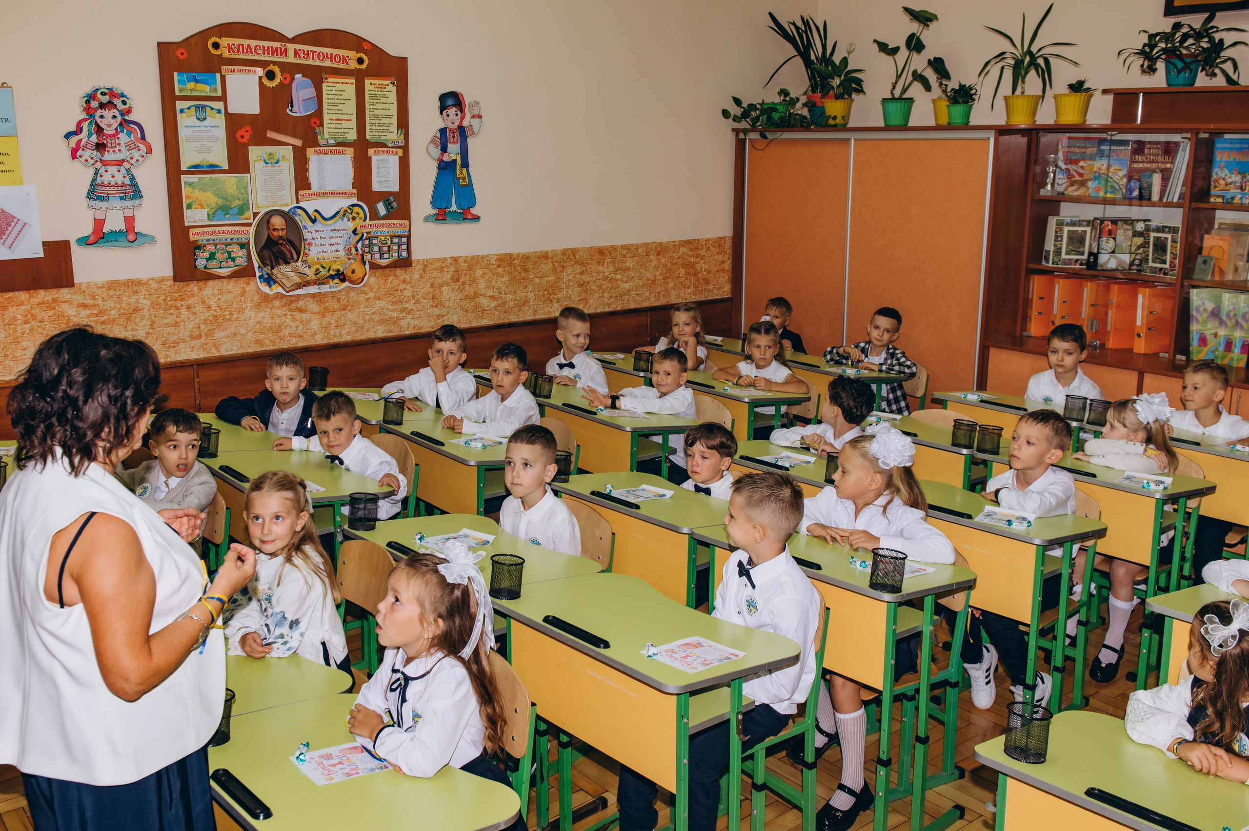 Перший дзвоник у Тернополі, фотосесія першокласників