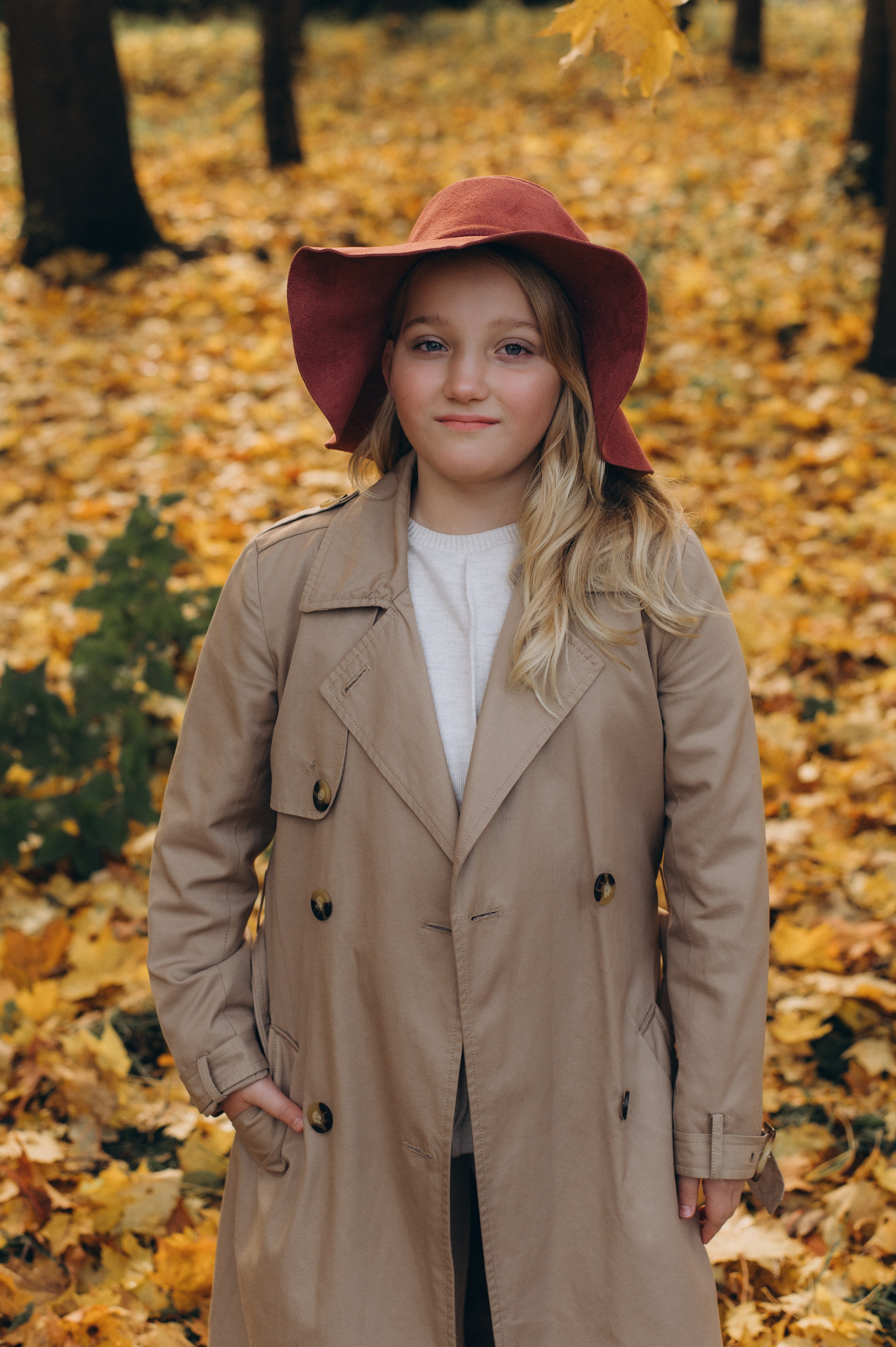 Осіння фотосесія 4 класу на віньєтки, випускні фотоальбоми Тернопіль, фотосесія випускників Тернопіль, шкільний випускний альбом Тернопіль. Сімейний, дитячий та індивідуальний фотограф в м. Тернопіль, м. Львів