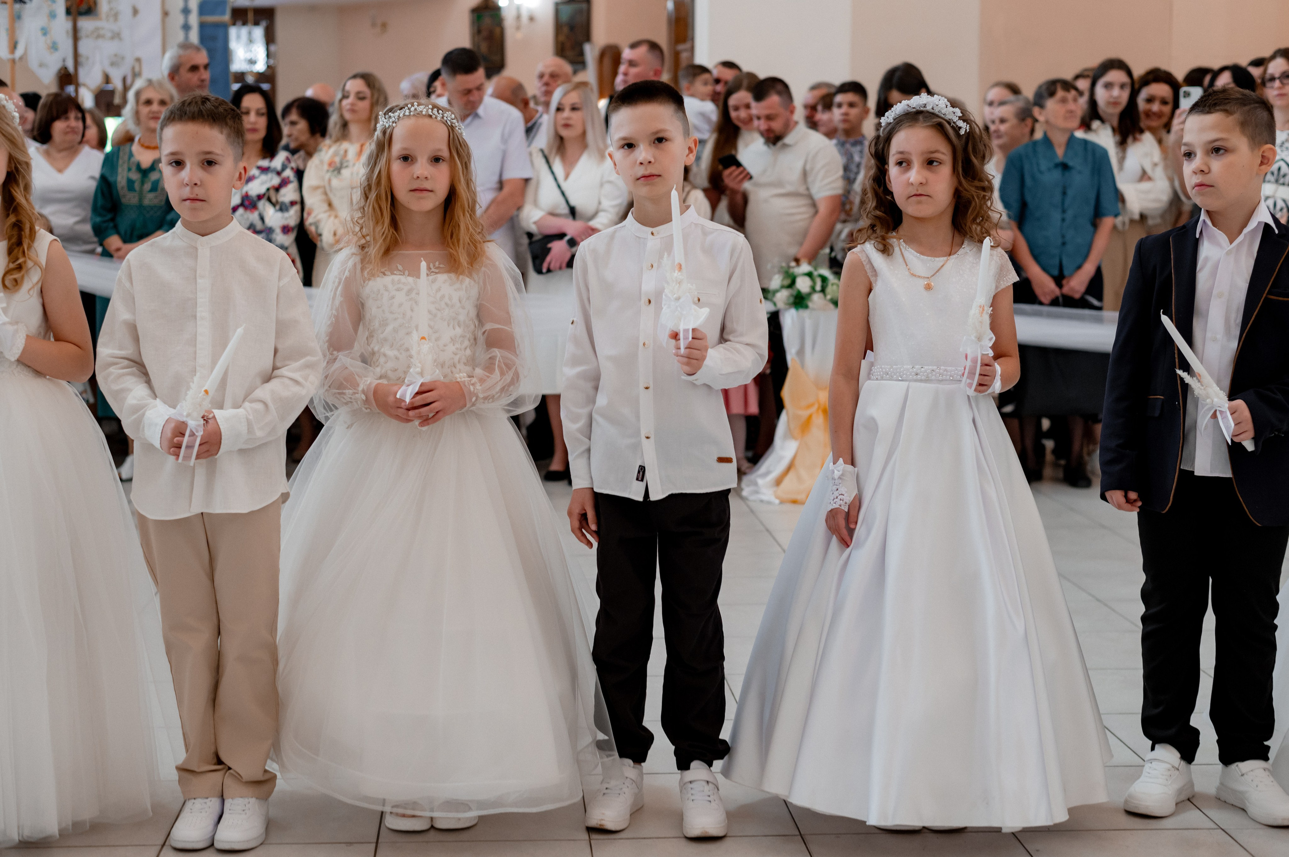 Фотосесія Першого Причастя Тернопіль, зйомка Причастя Тернопіль, Таїнство Першого Причастя Тернопіль, Катедра Причастя Тернопіль. Сімейний, дитячий та індивідуальний фотограф в м. Тернопіль, м. Львів