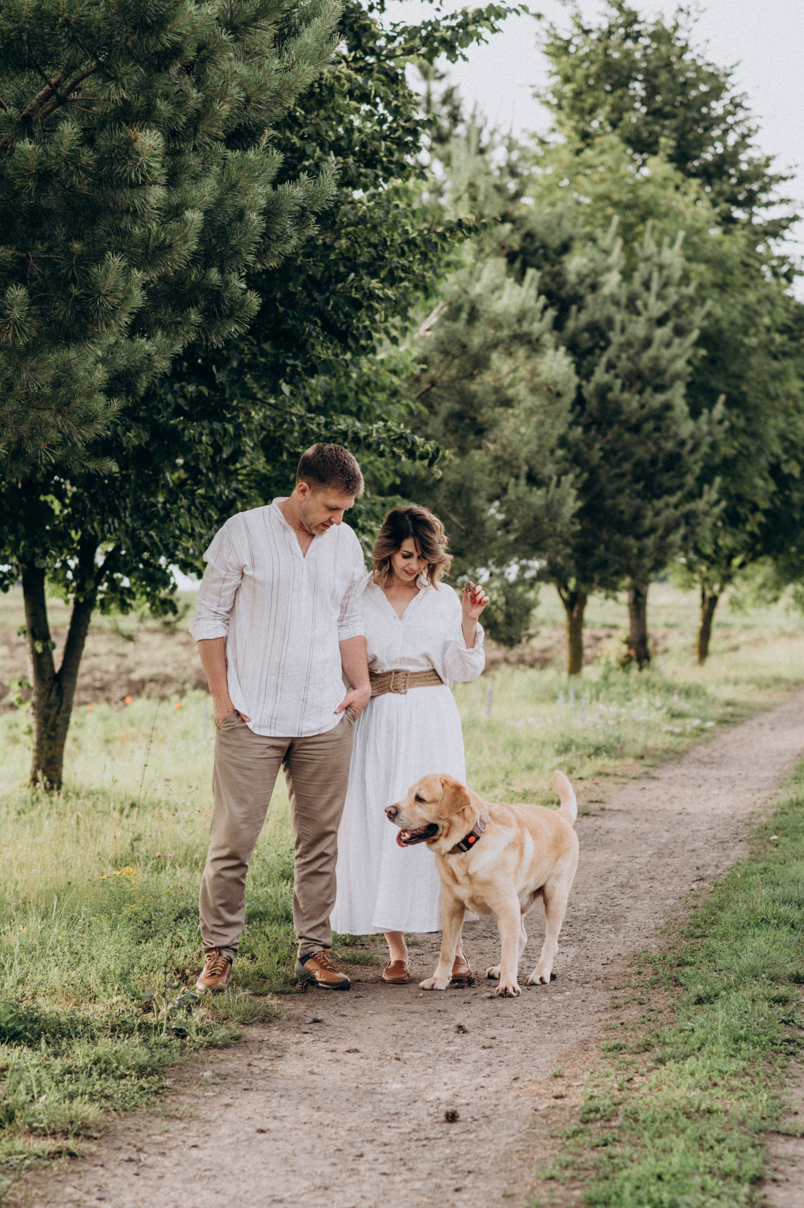 Сімейна фотосесія на природі, зйомка з собакою, фотосесія лавсторі Тернопіль. Сімейний, дитячий та індивідуальний фотограф в м. Тернопіль, м. Львів