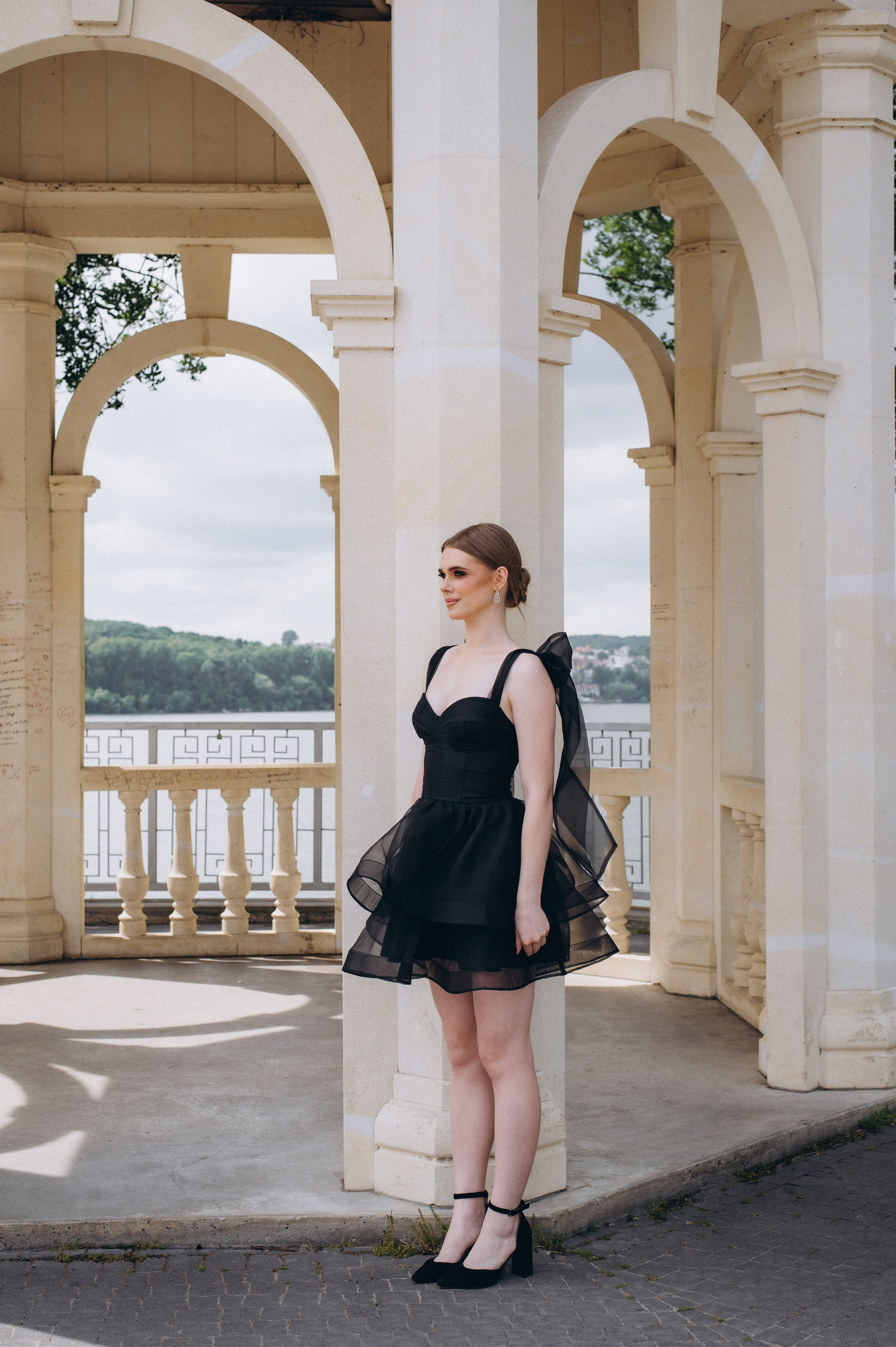 Випускники 2025, фотосесія випускного Тернопіль, фотосесія випускників Тернопіль, зйомка випускного, фотосесія випускного. Сімейний, дитячий та індивідуальний фотограф в м. Тернопіль, м. Львів