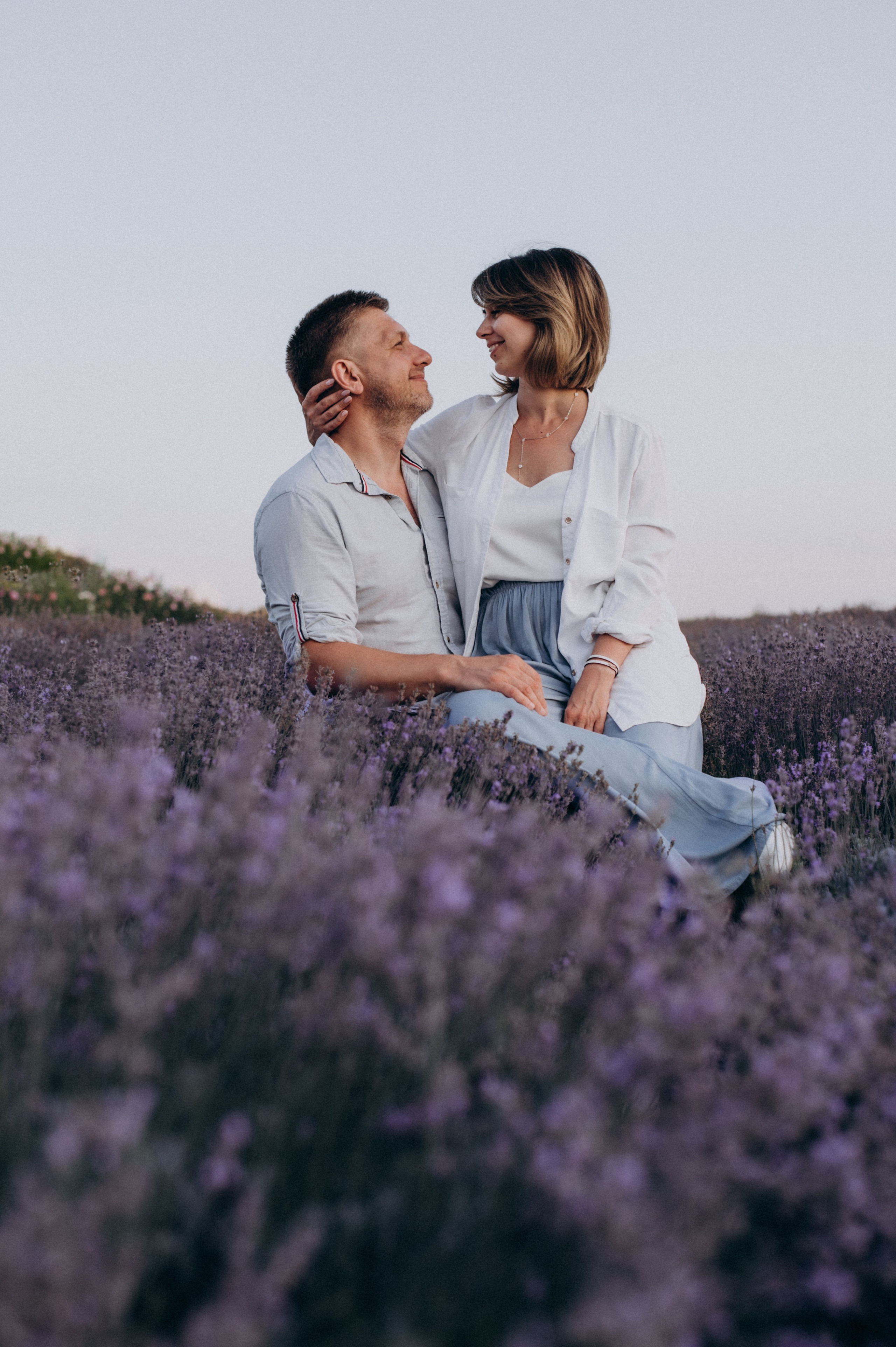 Сімейна фотосесія в лаванді, лав сторі, фотограф Тернопіль, фотосесія в соняхах. Сімейний, дитячий та індивідуальний фотограф в м. Тернопіль, м. Львів