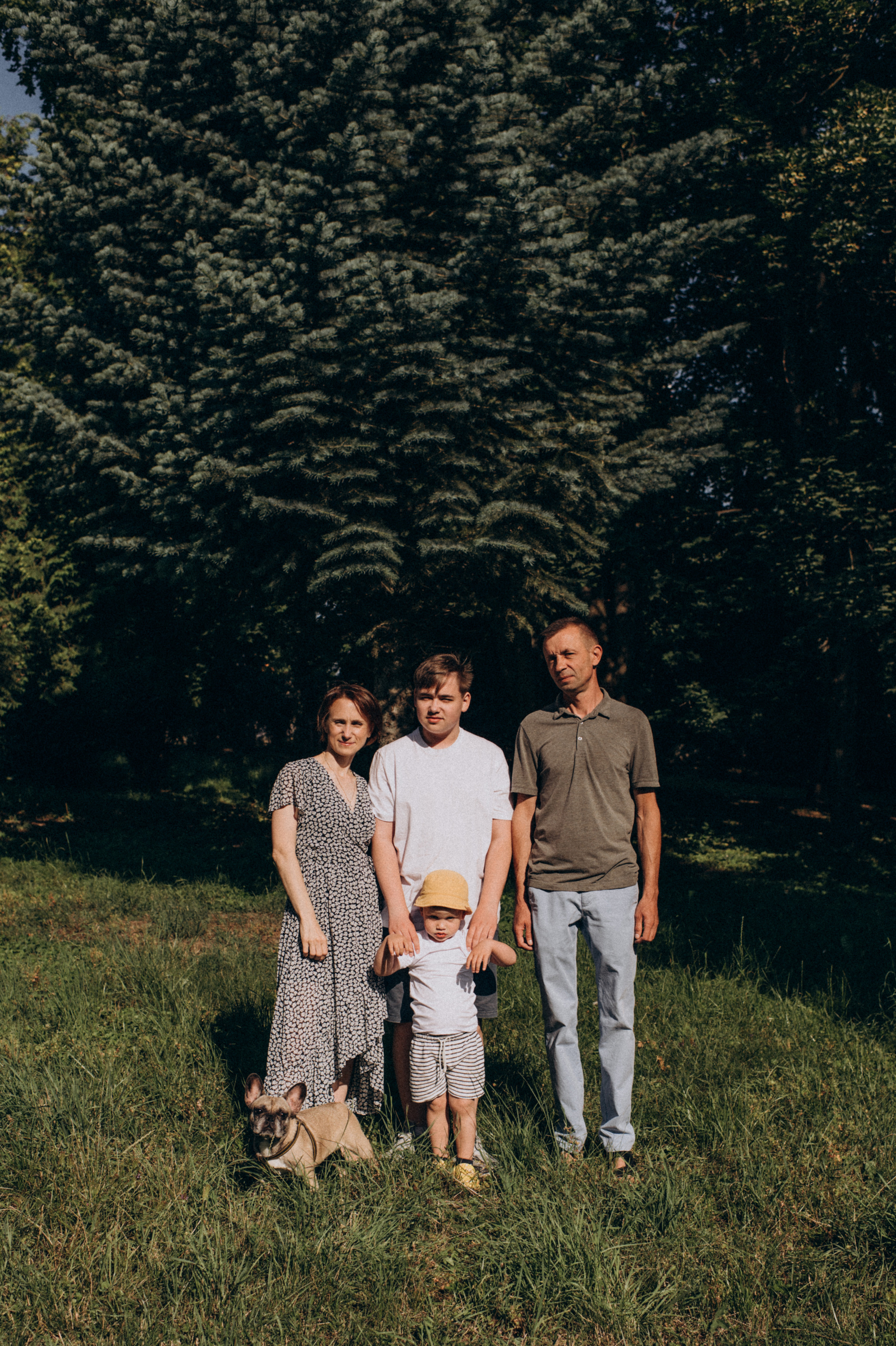 Сімейна літня фотосесія в парку, сімейний фотограф Тернопіль Львів. Сімейний, дитячий та індивідуальний фотограф в м. Тернопіль, м. Львів