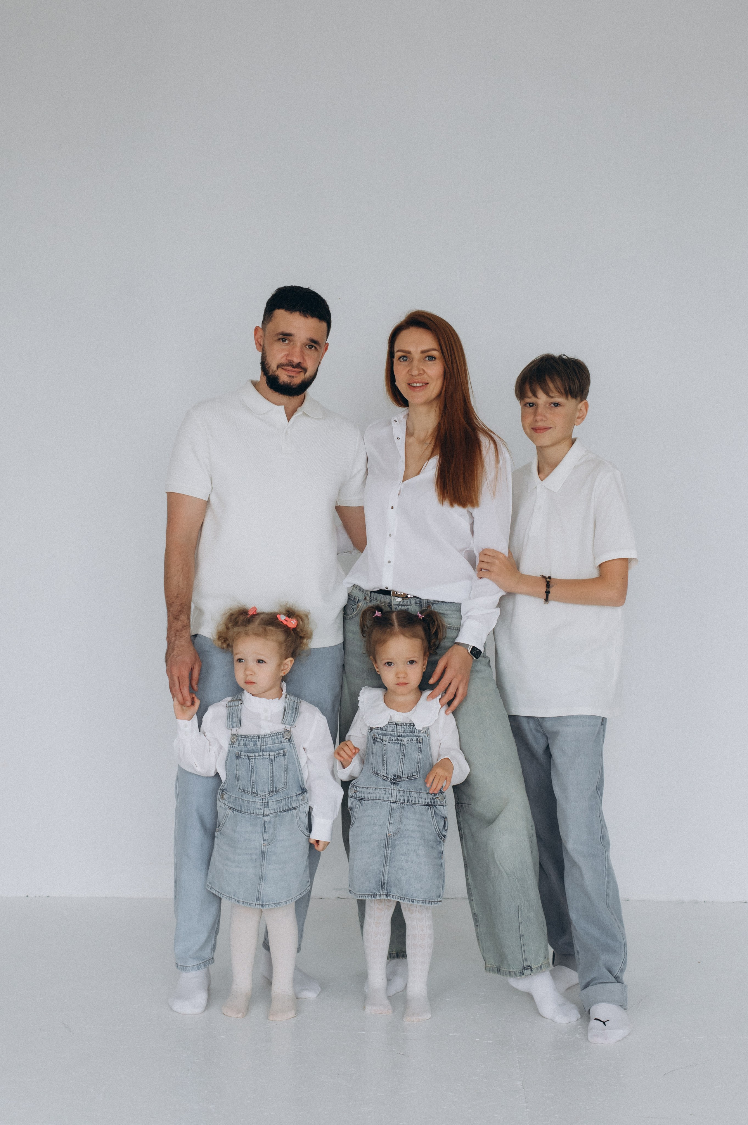 Сімейна фотосесія Тернопіль, сімейний фотограф Тернопіль, фотосесія у студії Тернопіль, дитячий фотограф, портретний фотограф Тернопіль. Сімейний, дитячий та індивідуальний фотограф в м. Тернопіль, м. Львів