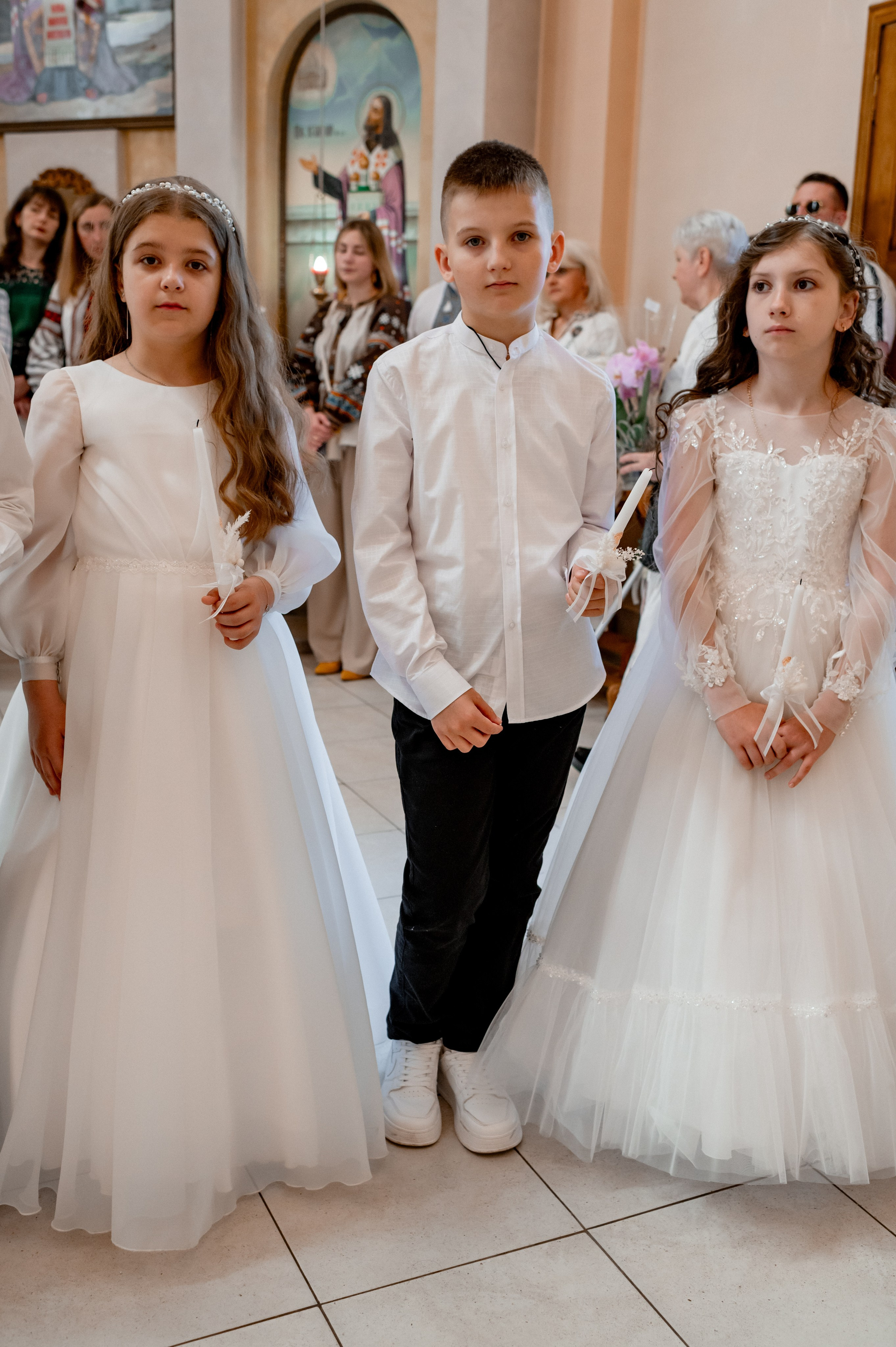 Фотосесія Першого Причастя Тернопіль, зйомка Причастя Тернопіль, Таїнство Першого Причастя Тернопіль, Катедра Причастя Тернопіль. Сімейний, дитячий та індивідуальний фотограф в м. Тернопіль, м. Львів