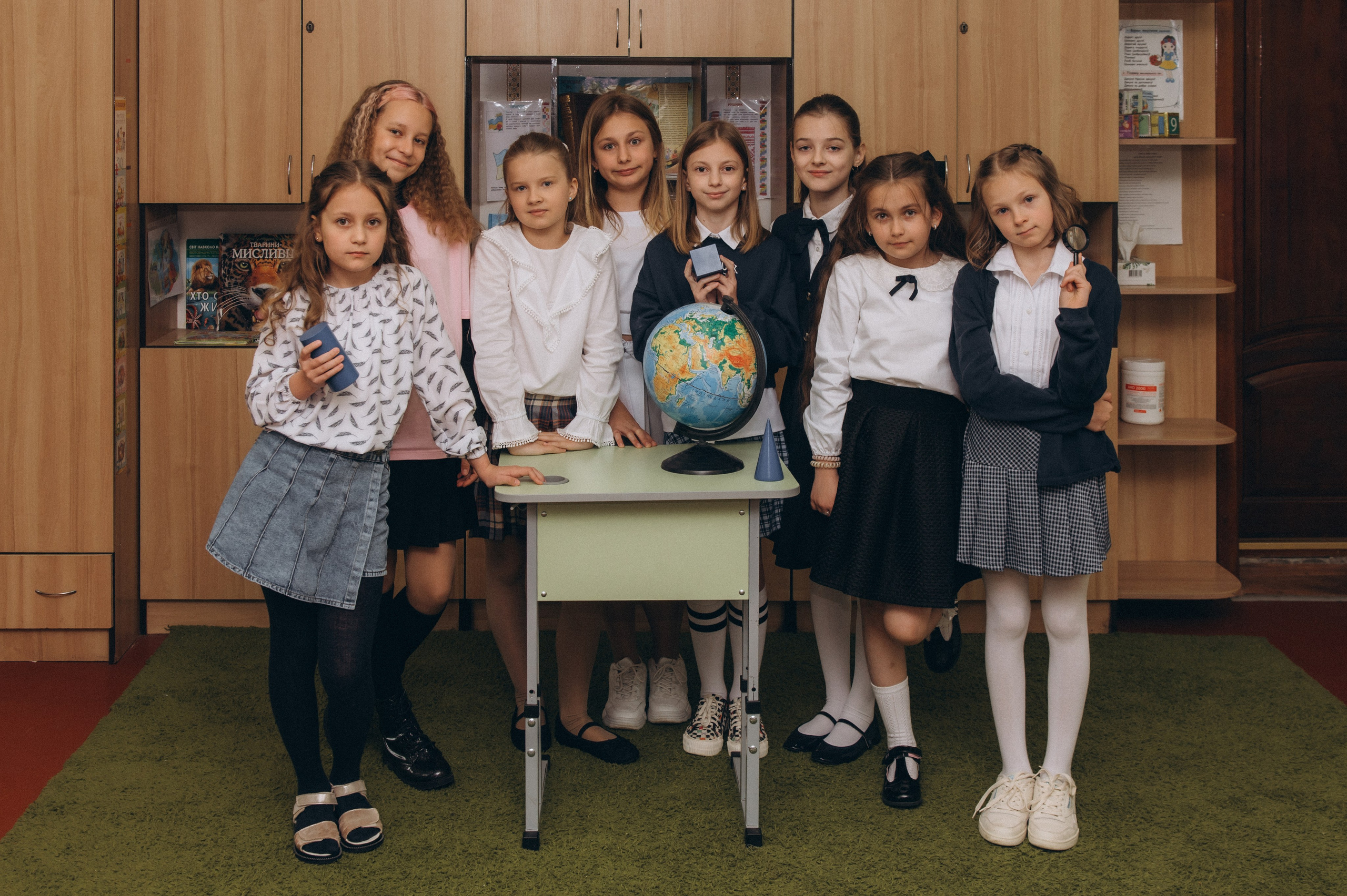 Шкільна фотосесія на віньєтки Тернопіль, фотосесія випускників Тернопіль, зйомка на віньєтки, шкільні фотоальбоми Тернопіль. Сімейний, дитячий та індивідуальний фотограф в м. Тернопіль, м. Львів