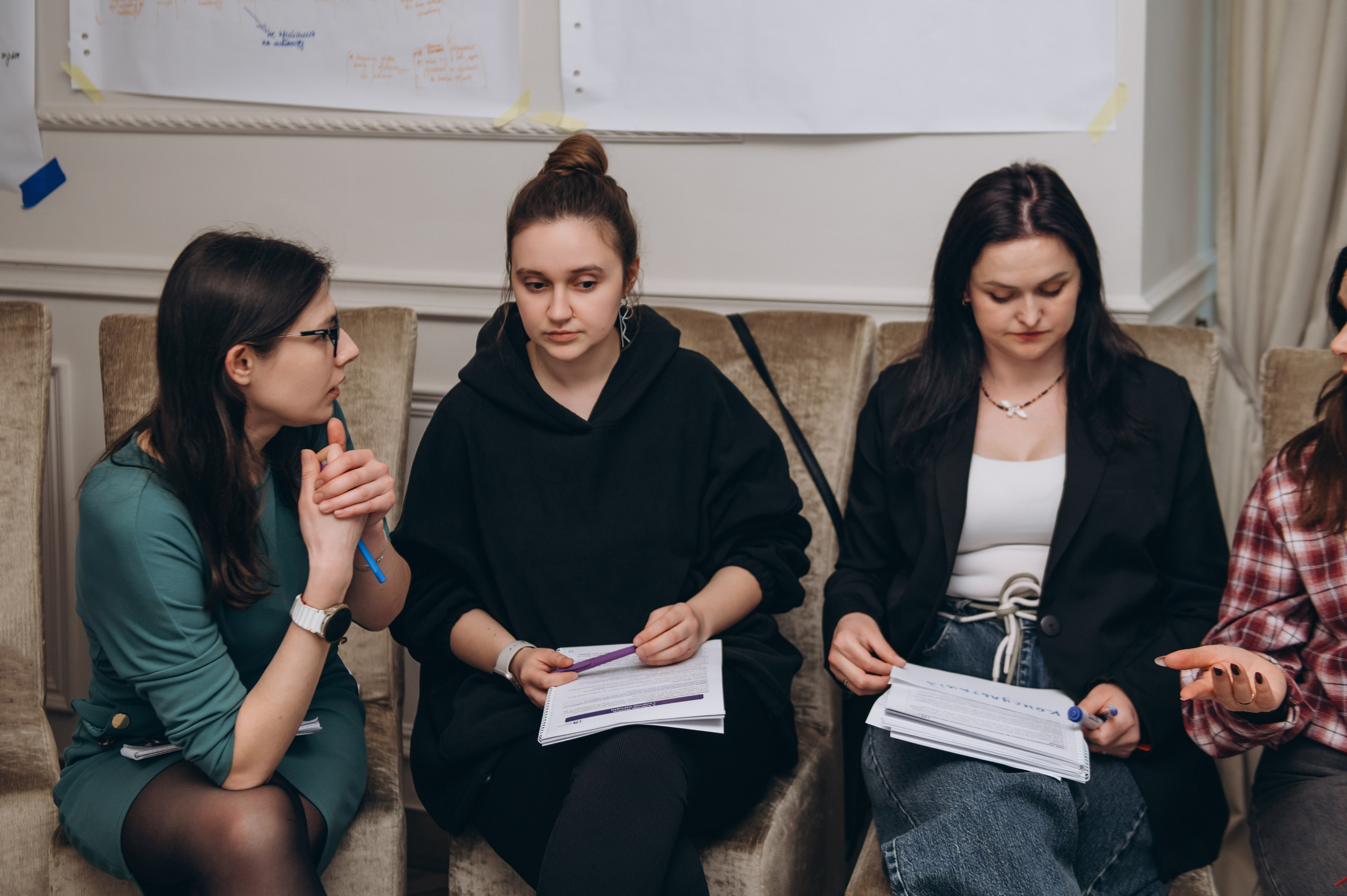 Репортажна фотосесія Тернопіль, репортажна зйомка заходу Тернопіль, зйомка конференцій, майстер-класів, тренінгів Тернопіль. Сімейний, дитячий та індивідуальний фотограф в м. Тернопіль, м. Львів