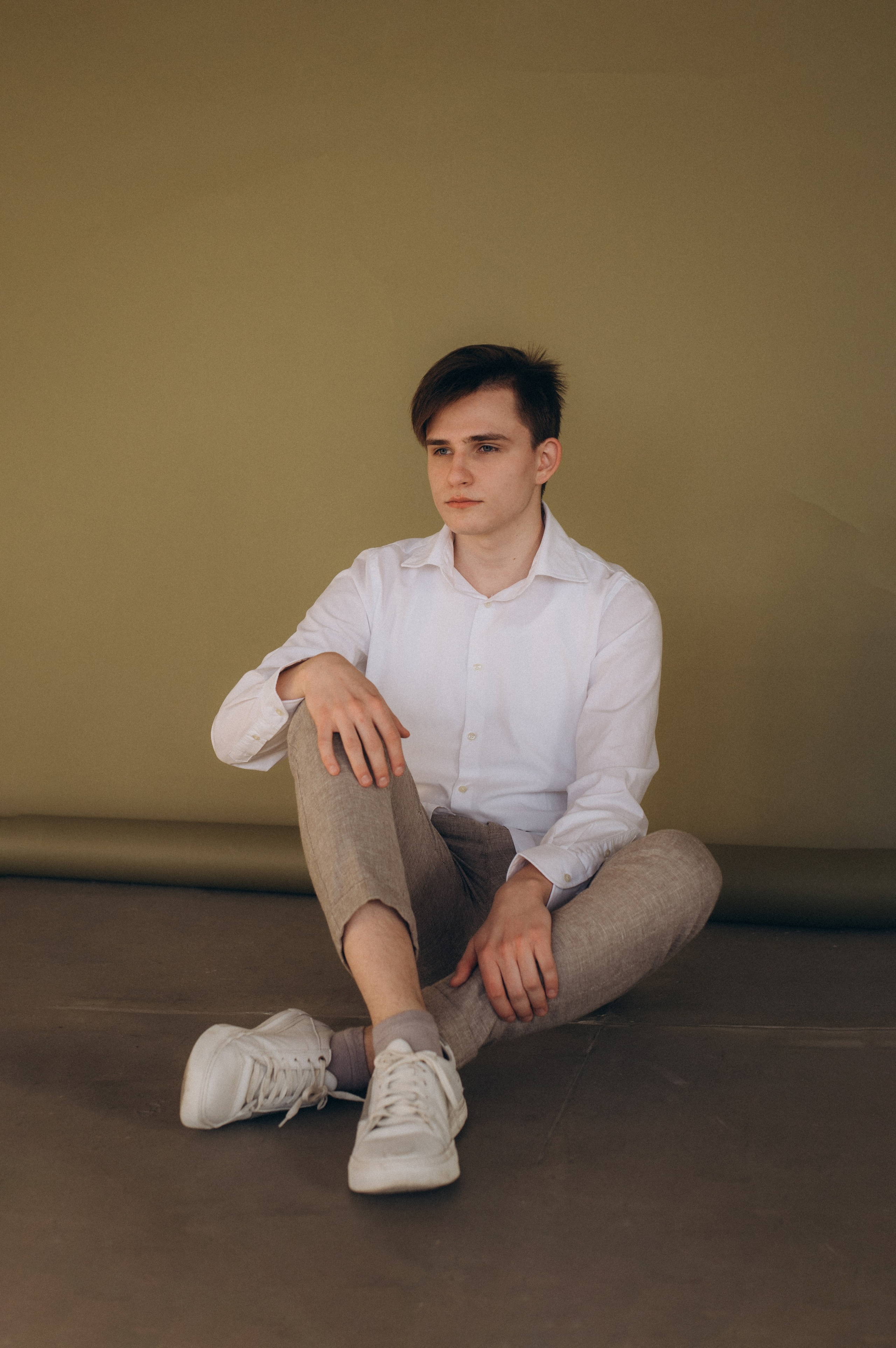 Фотосесія випускників, фотосесія на віньєтки Тернопіль, випускники Тернопіль, випуск 2025. Сімейний, дитячий та індивідуальний фотограф в м. Тернопіль, м. Львів