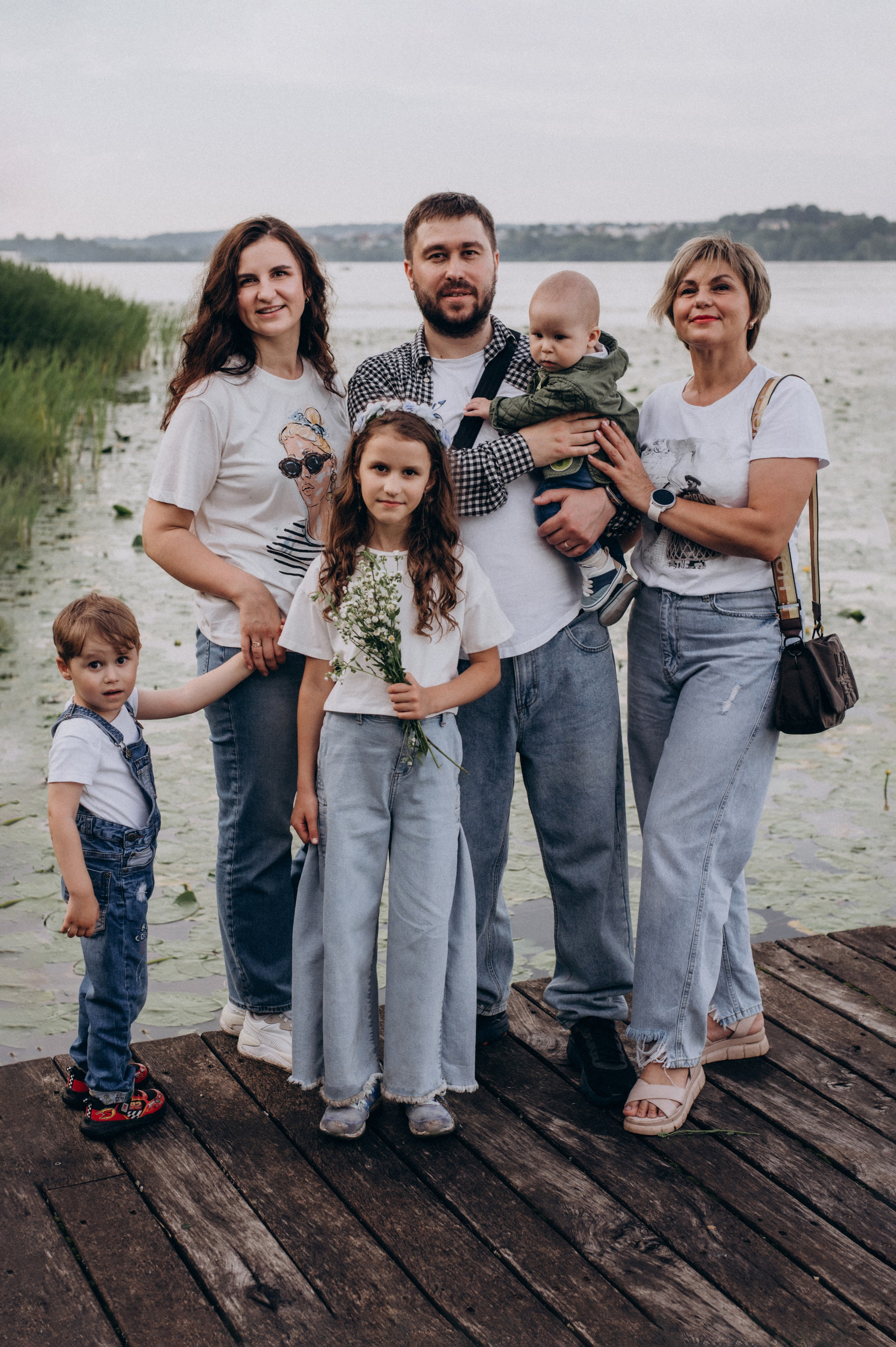Сімейна фотосесія Тернопіль, сімейний фотограф Тернопіль, зйомка великої сімї. Сімейний, дитячий та індивідуальний фотограф в м. Тернопіль, м. Львів