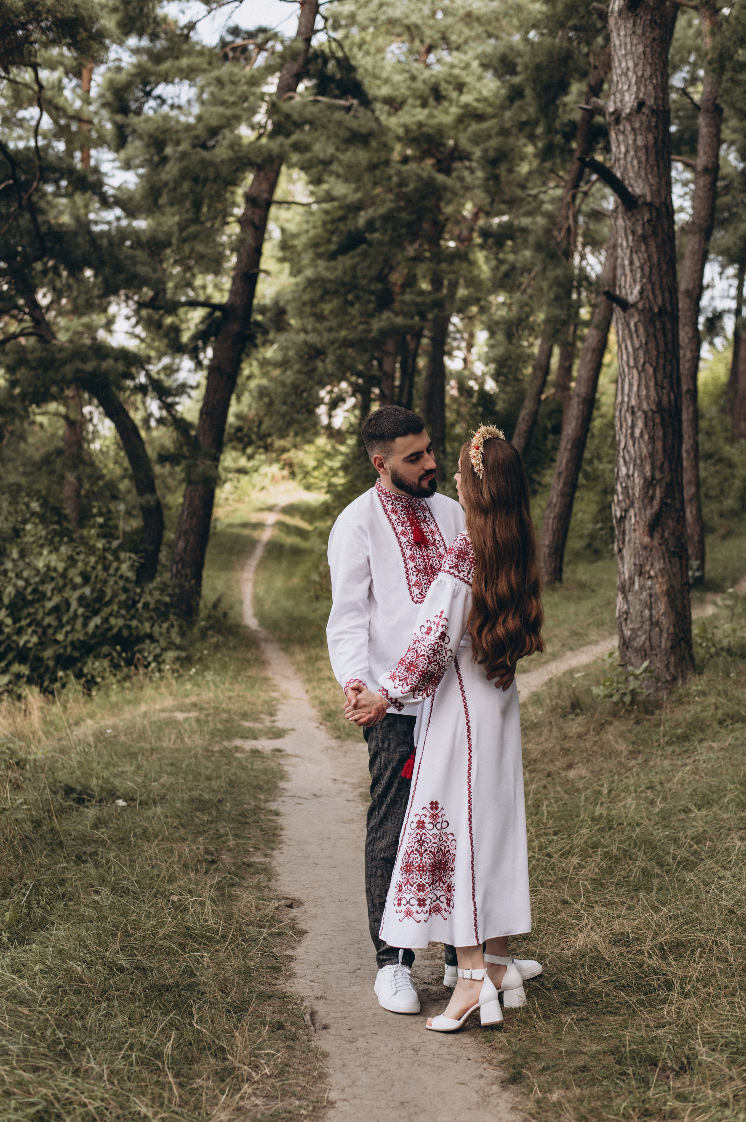 Сімейна фотосесія в українському стилі, зйомка у вишиванках Тернопіль, портретний фотограф Тернопіль Львів. Сімейний, дитячий та індивідуальний фотограф в м. Тернопіль, м. Львів