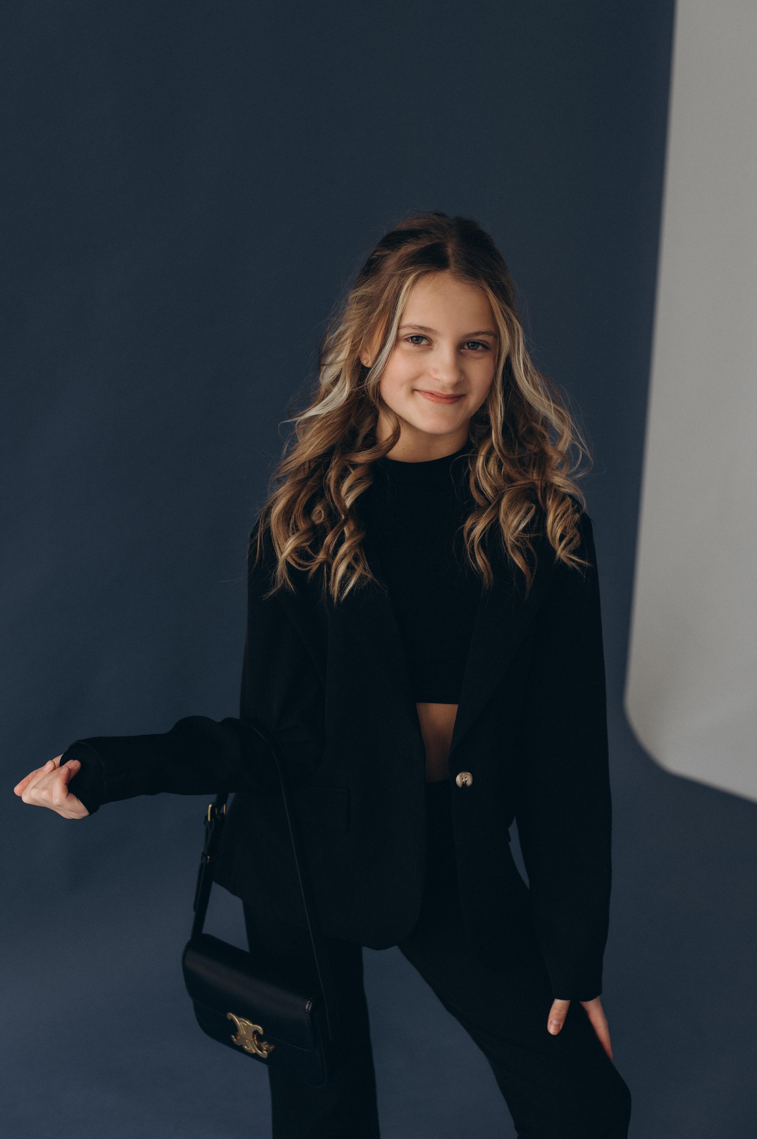 Шкільна фотосесія на віньєтки Тернопіль, шкільні альбоми, фотосесія випускників Тернопіль, випускний альбом, фотограф випускний Тернопіль. Сімейний, дитячий та індивідуальний фотограф в м. Тернопіль, м. Львів